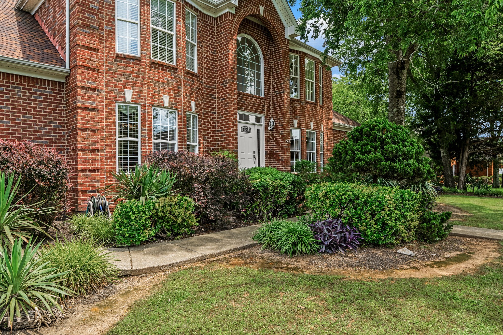 1926 Creekwalk Dr