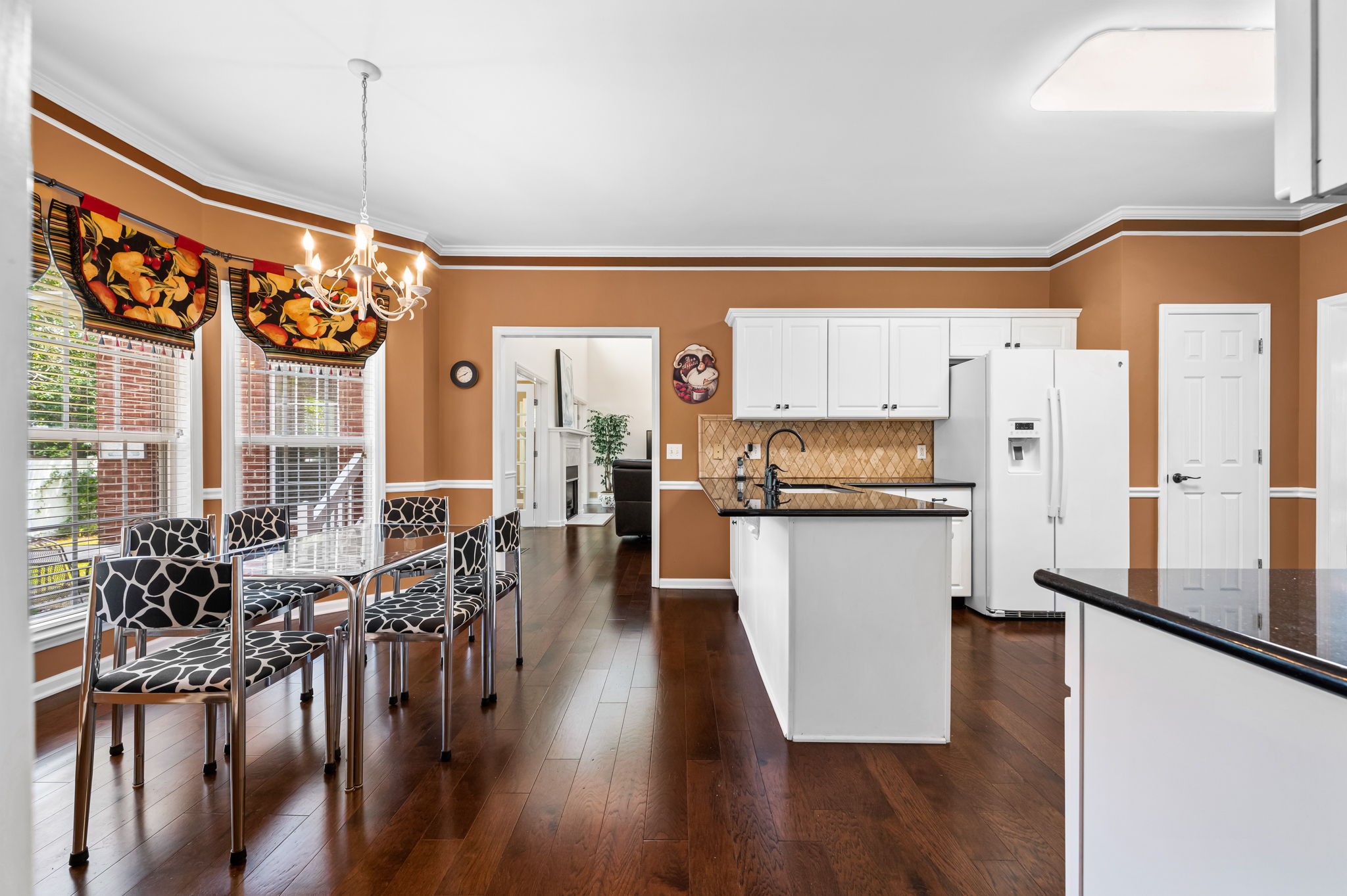1926 Creekwalk Dr
