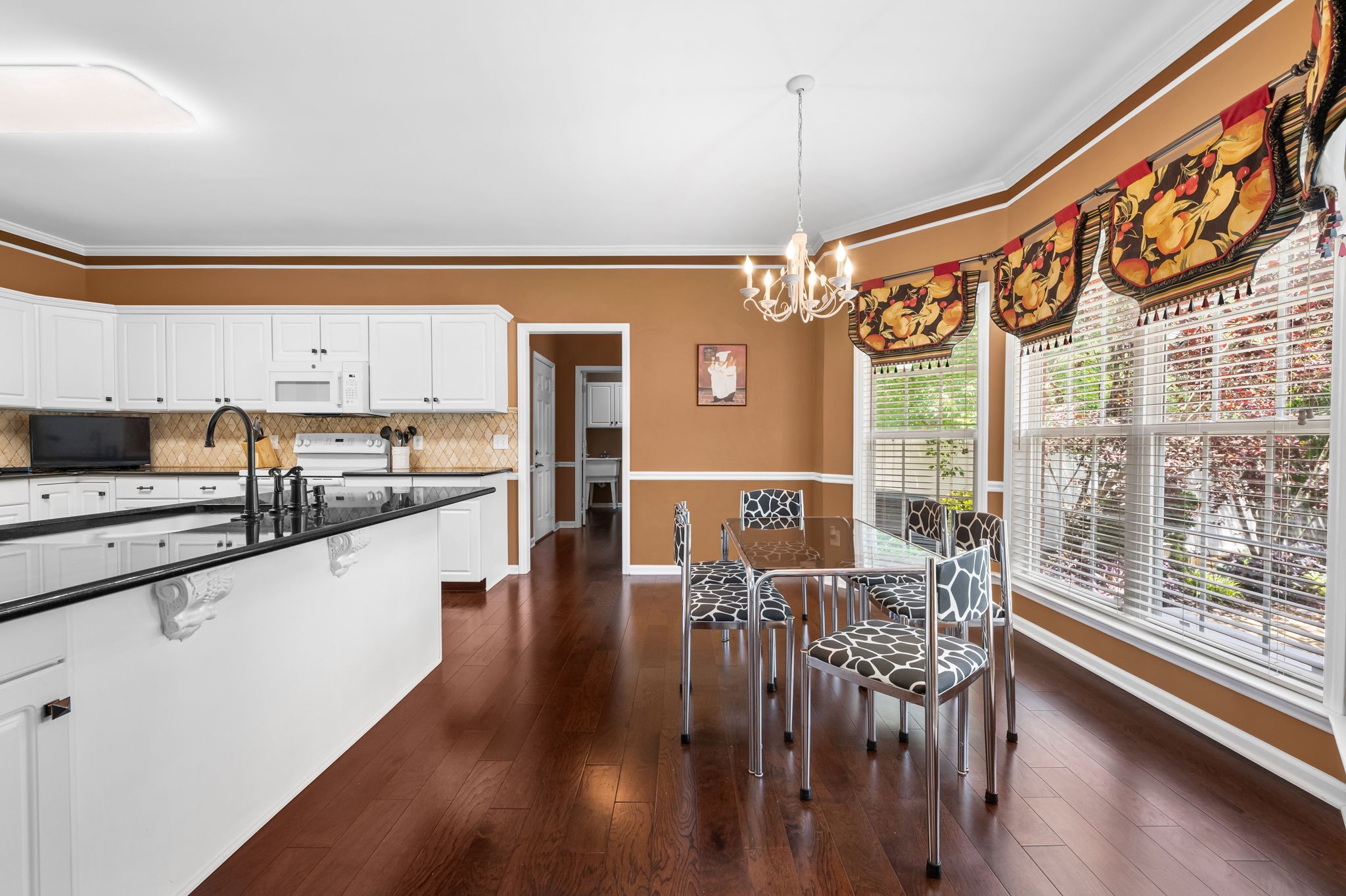 1926 Creekwalk Dr