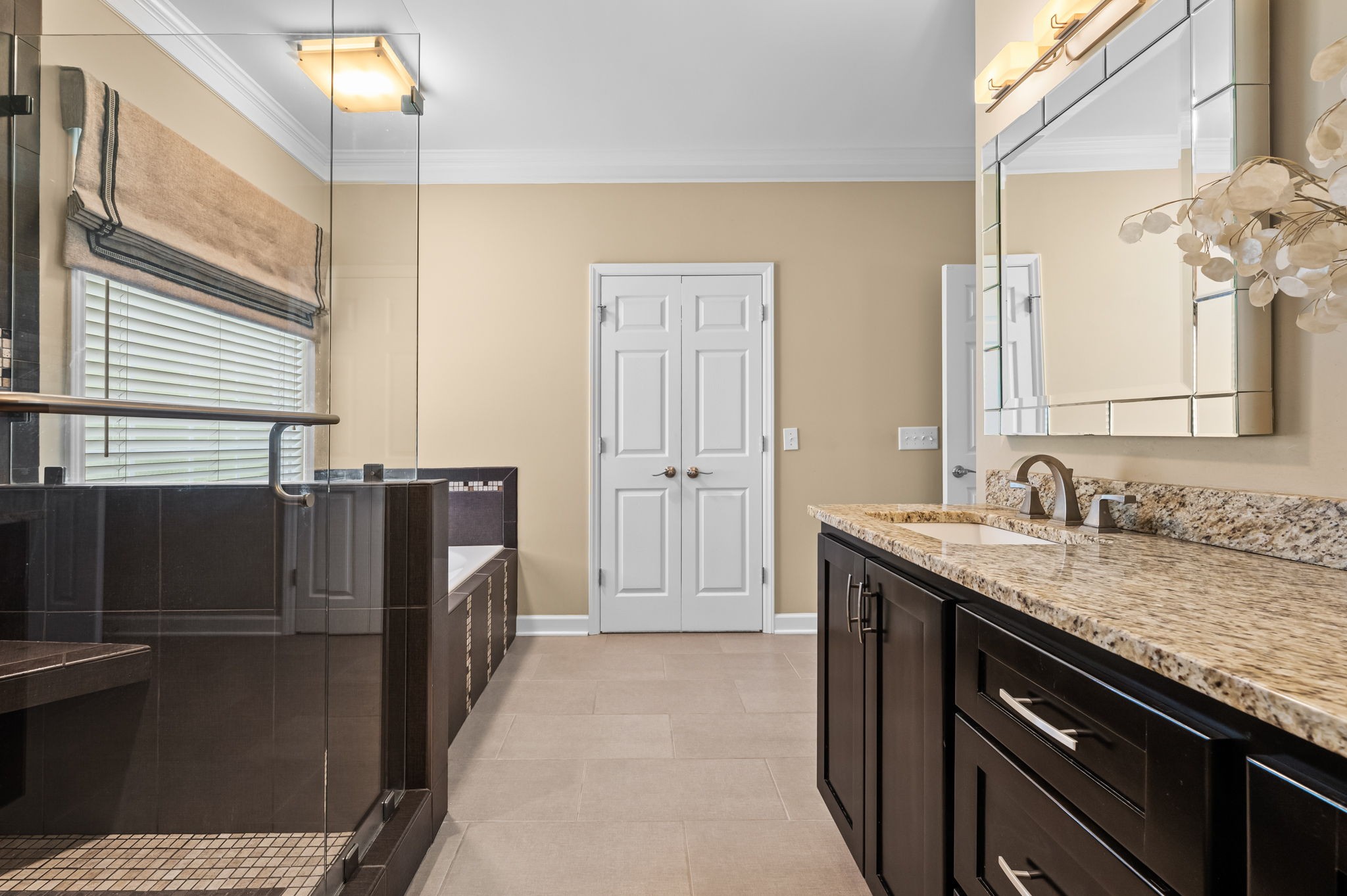 1926 Creekwalk Dr