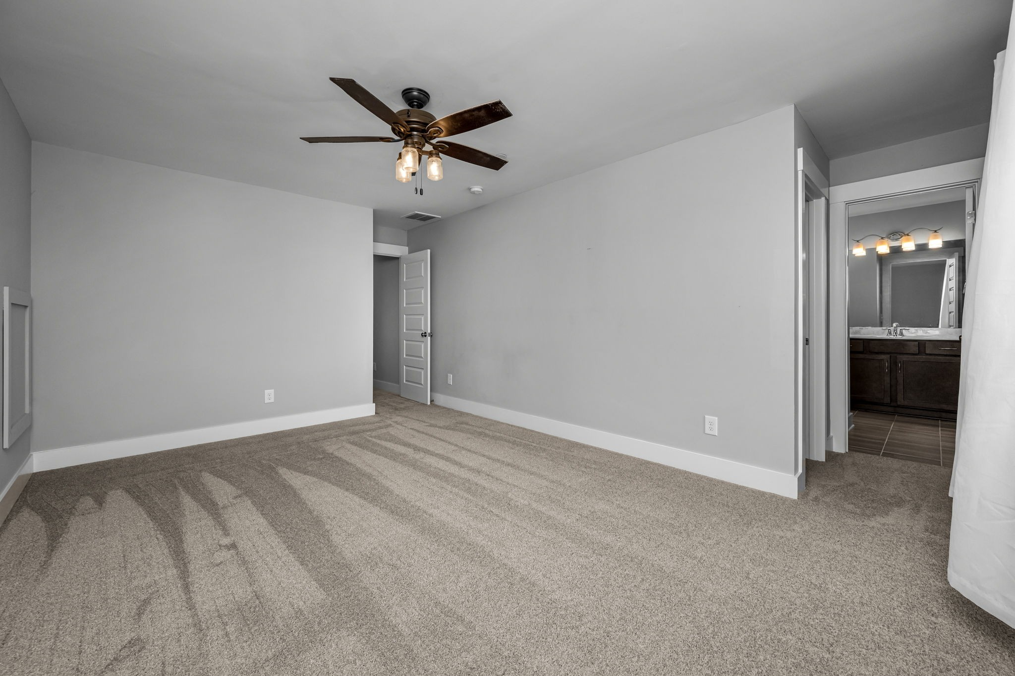 2009 Belsford Dr
