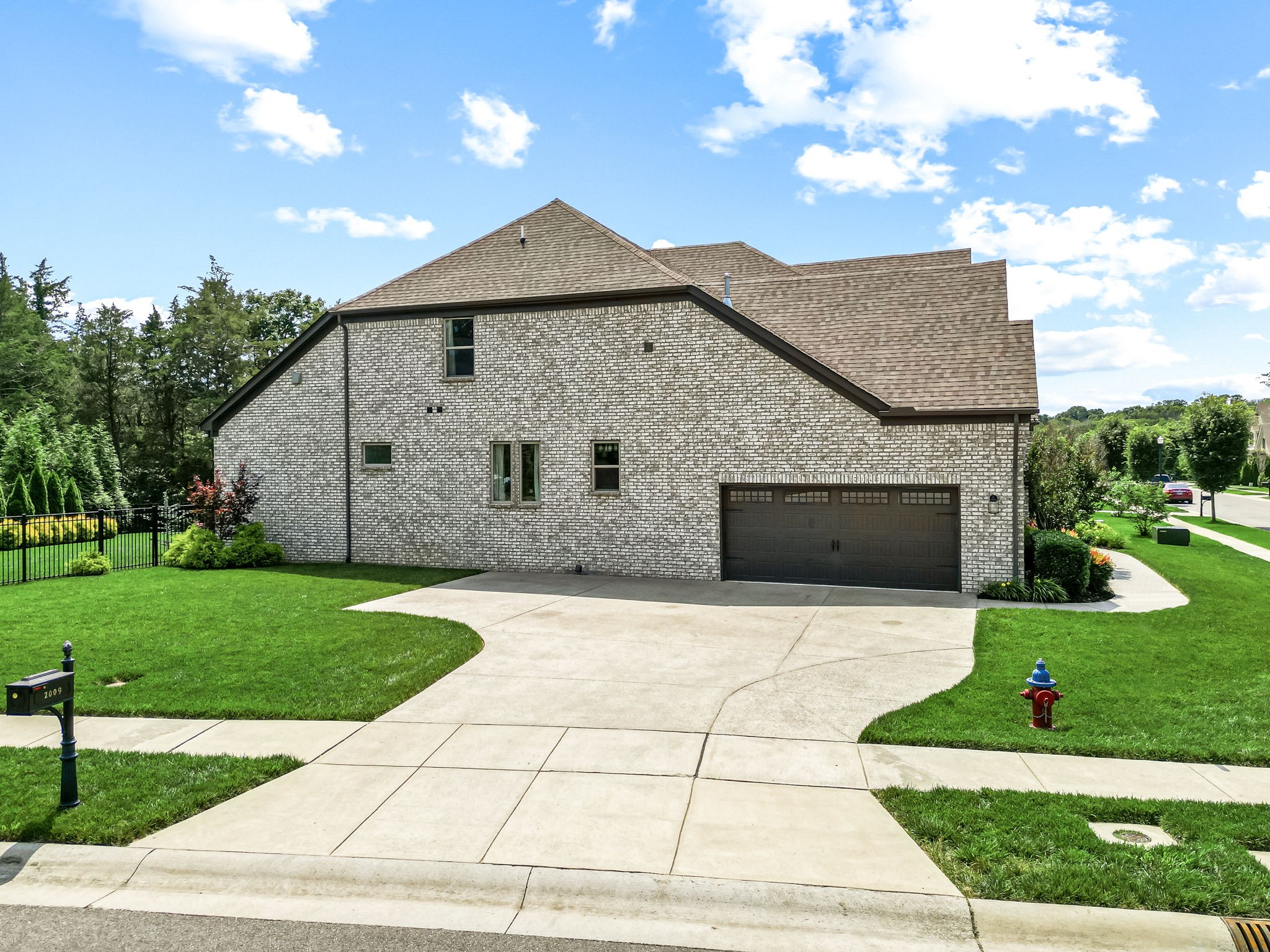 2009 Belsford Dr