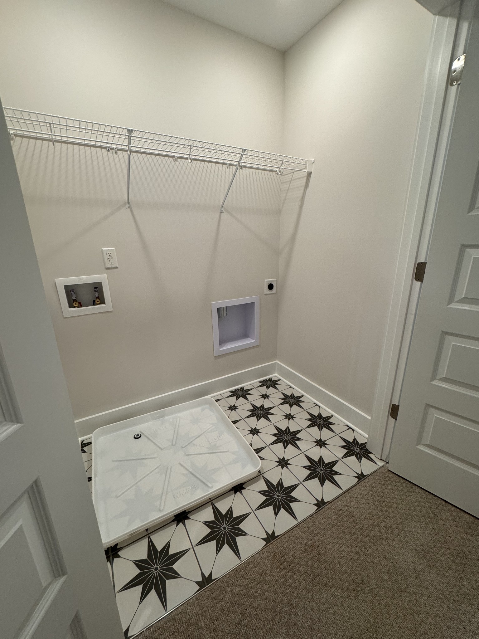 5009 Greentree Drive