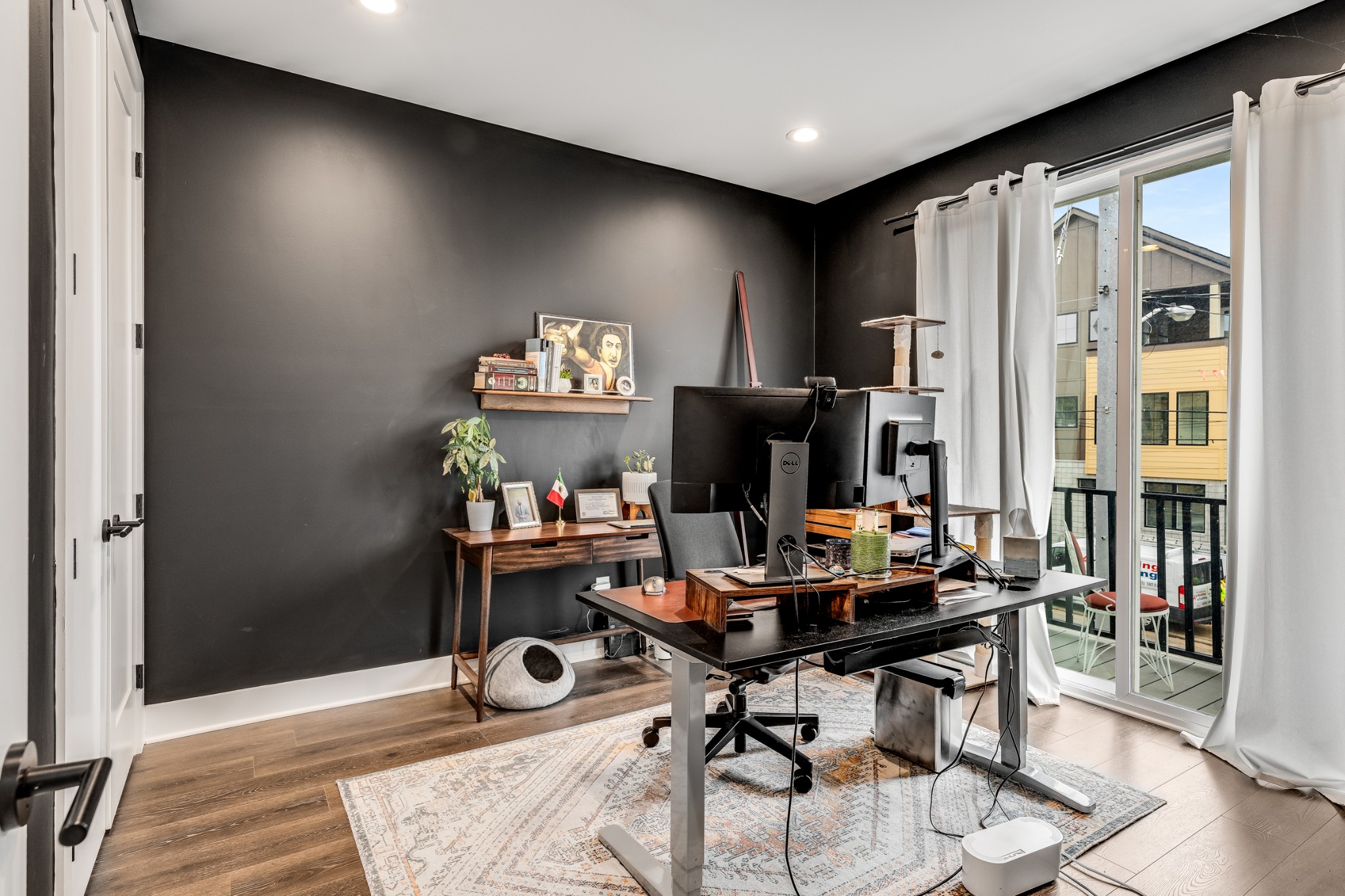 1300 Lischey Ave Unit: 6