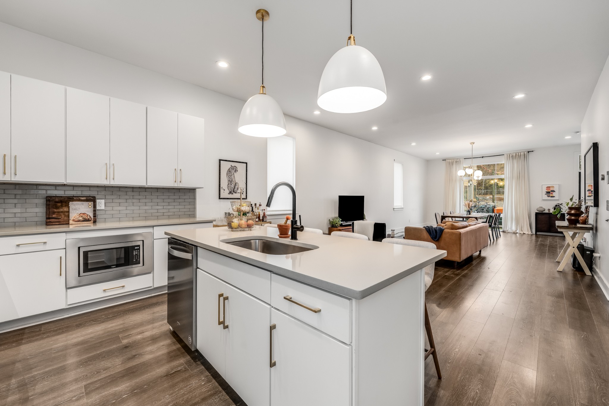 1300 Lischey Ave Unit: 6