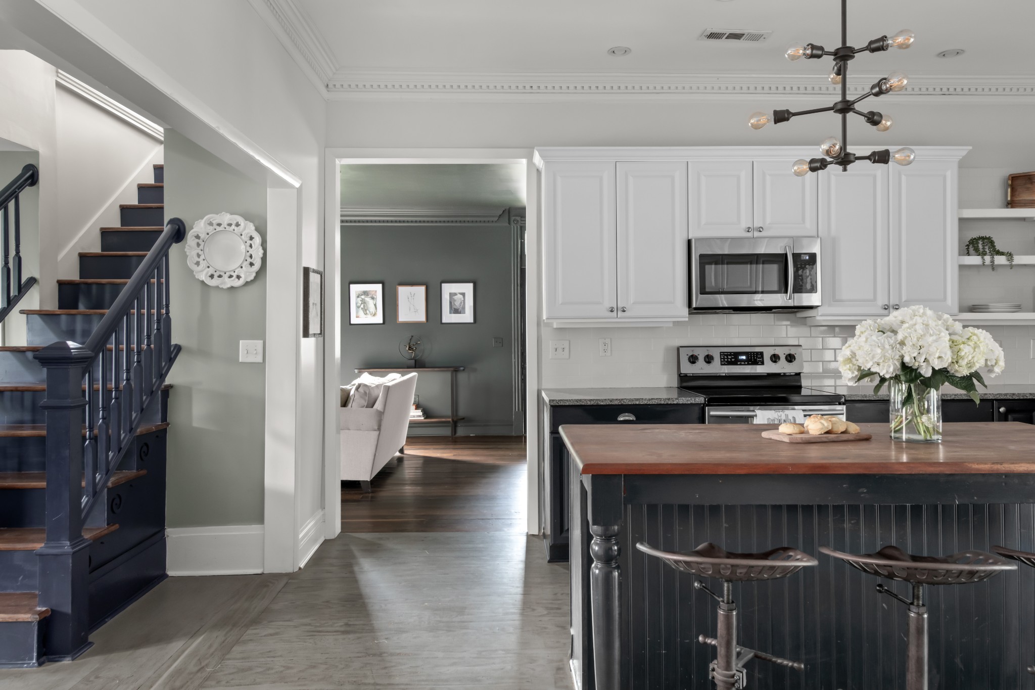 1579 Thompson Station Rd, W