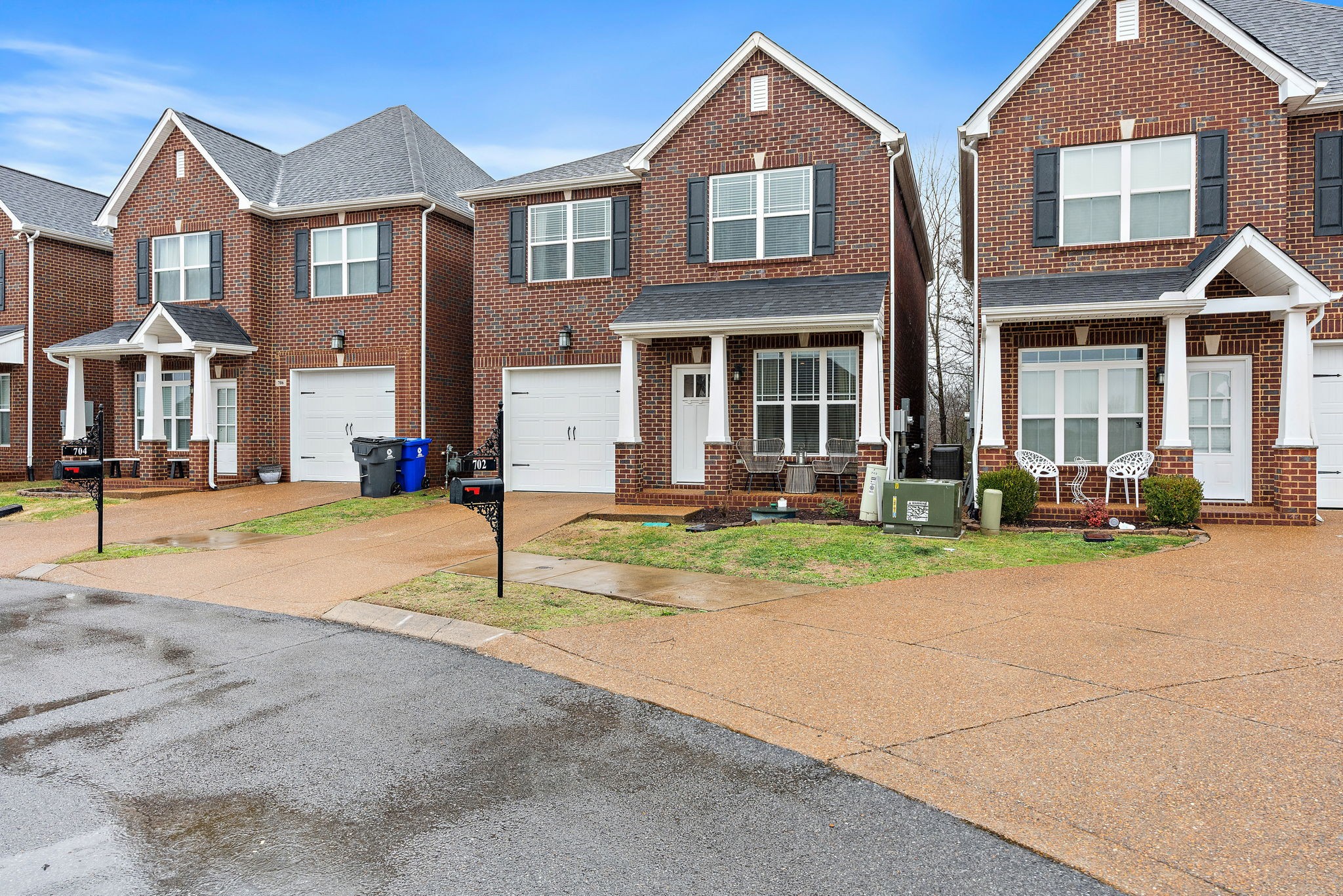 704 Indian Ridge Circle