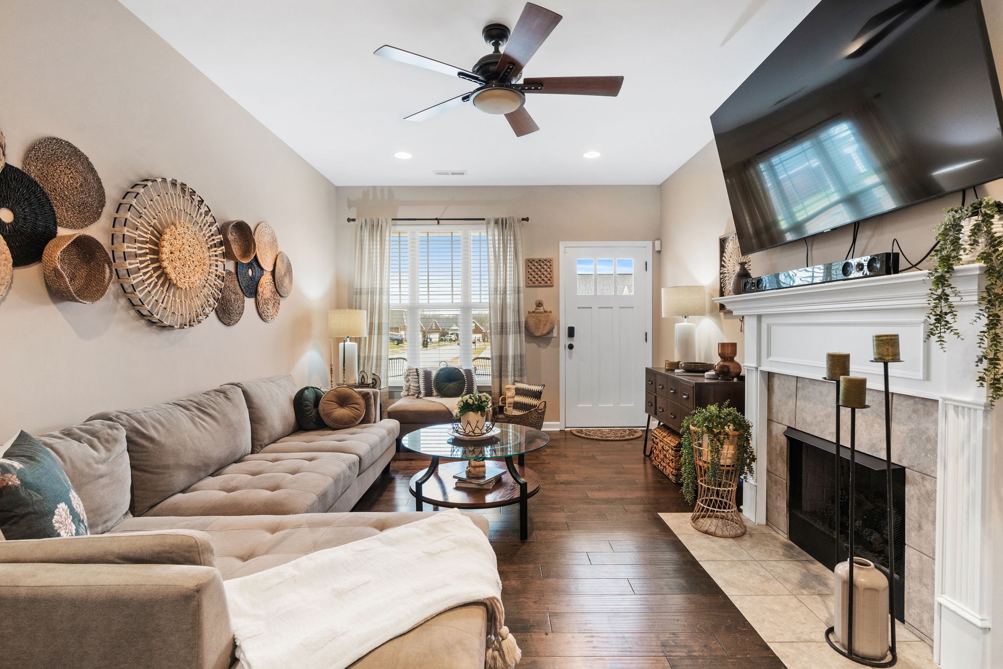 704 Indian Ridge Circle