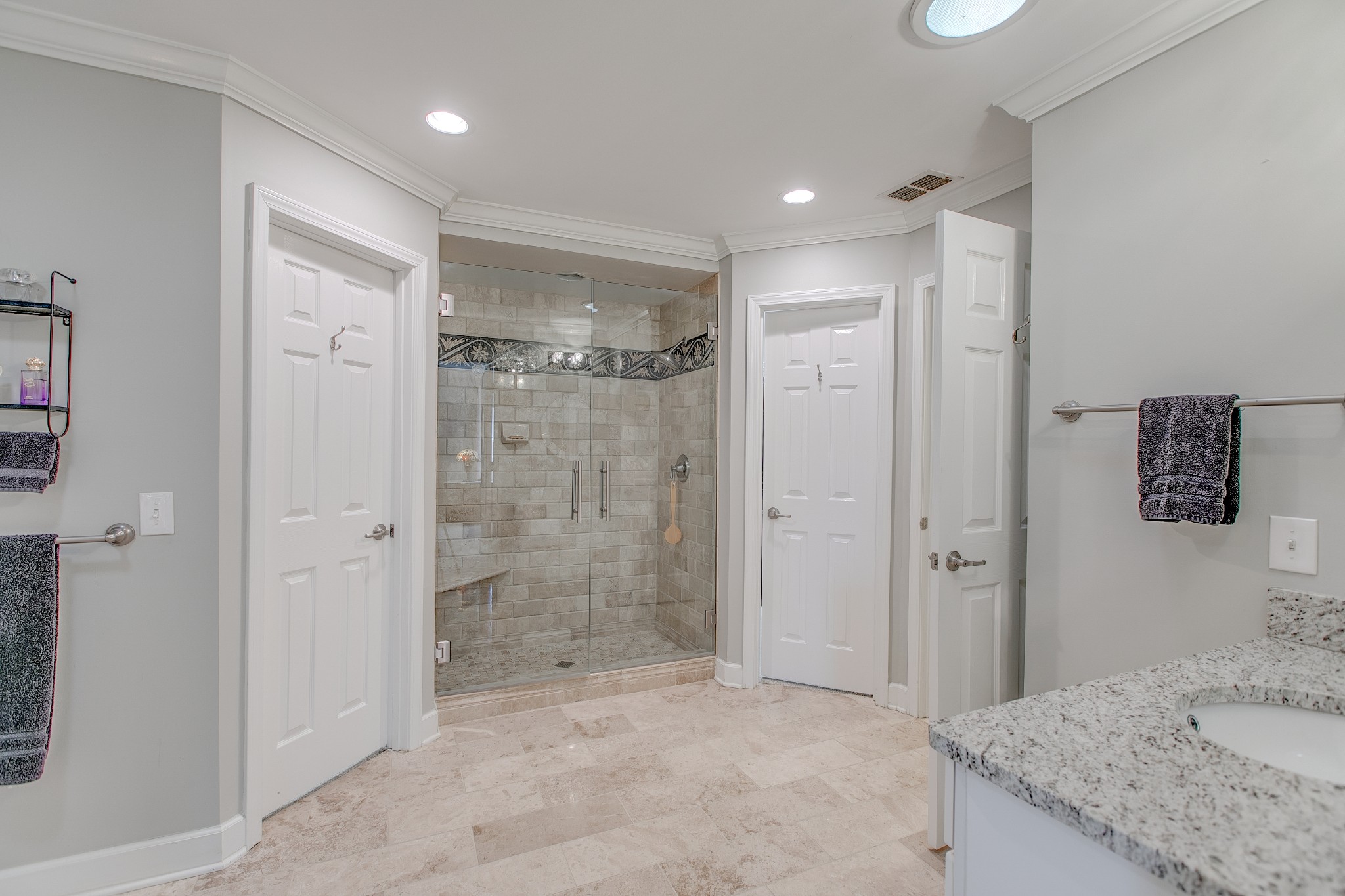 445 Golfview Ct
