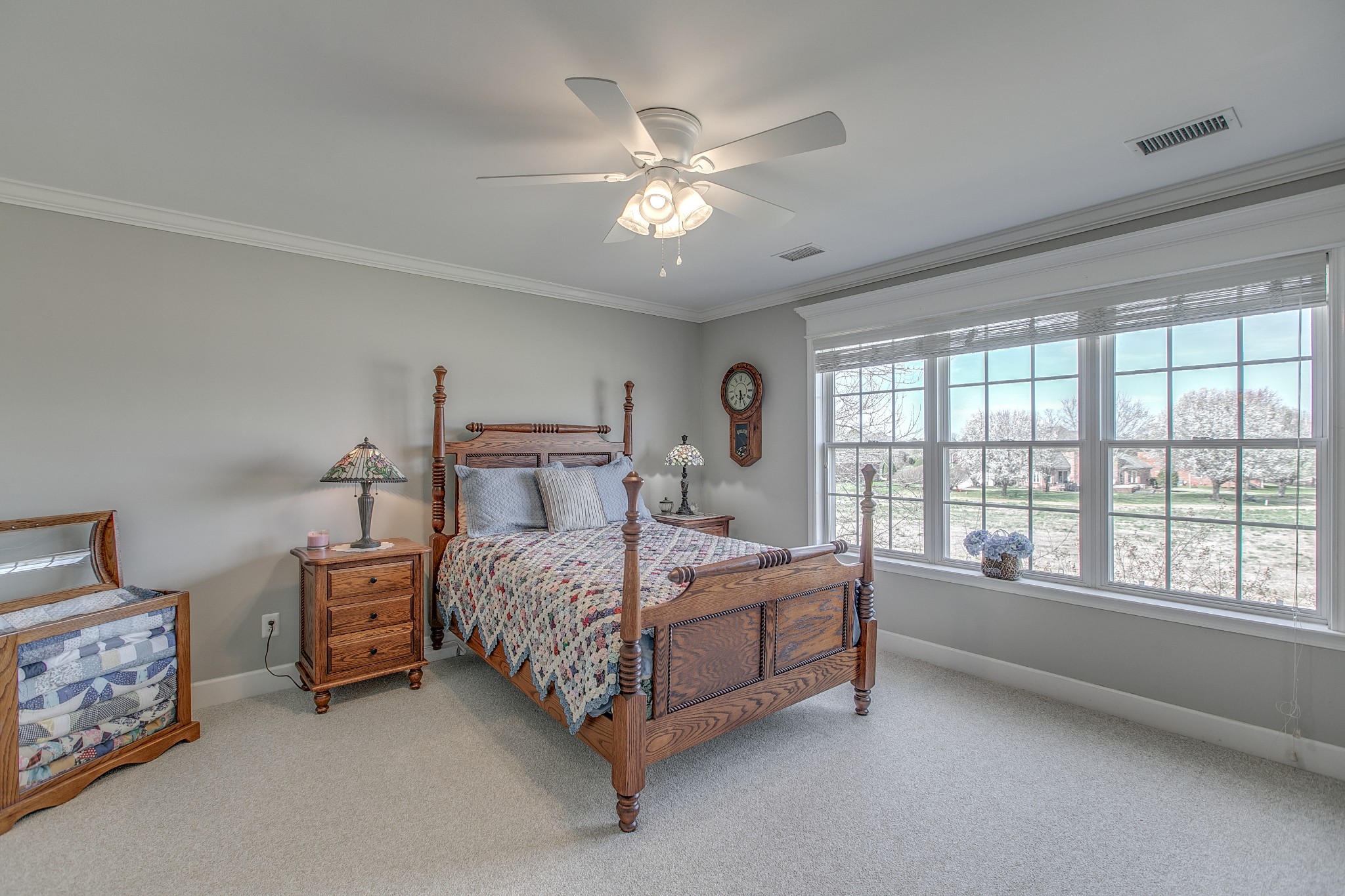 445 Golfview Ct