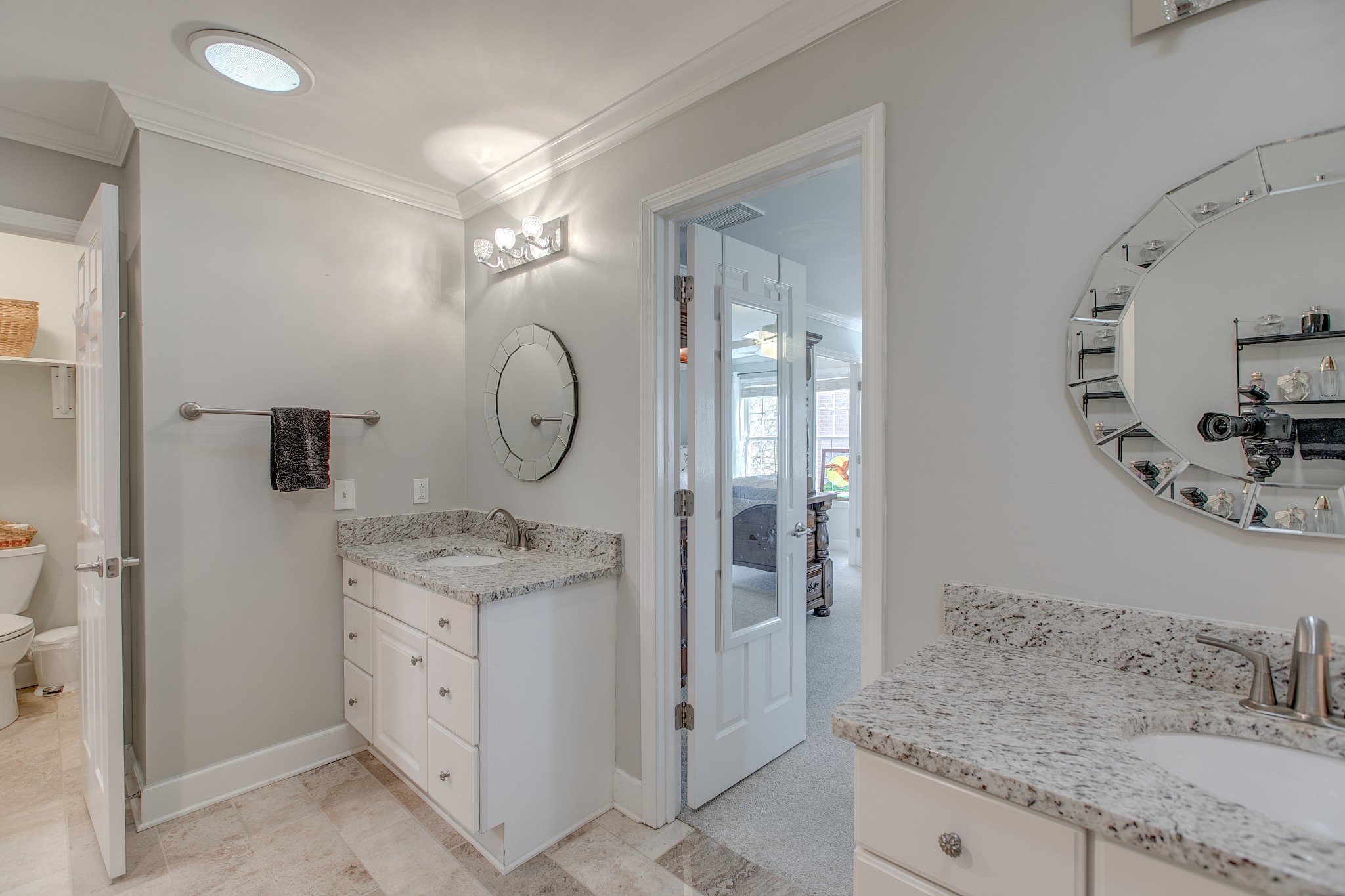 445 Golfview Ct