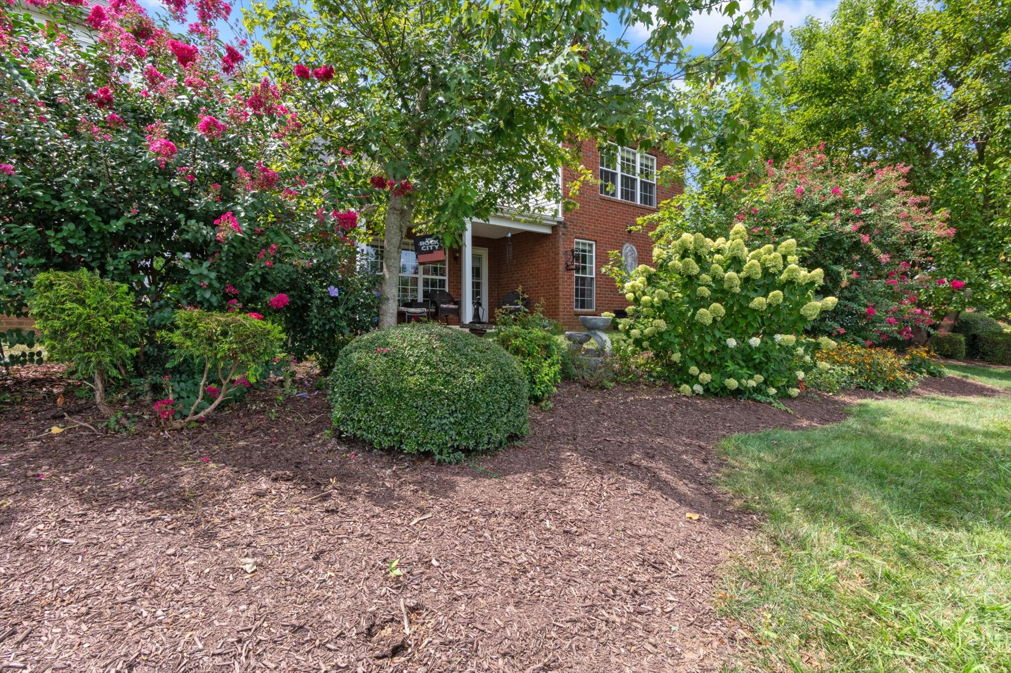 445 Golfview Ct