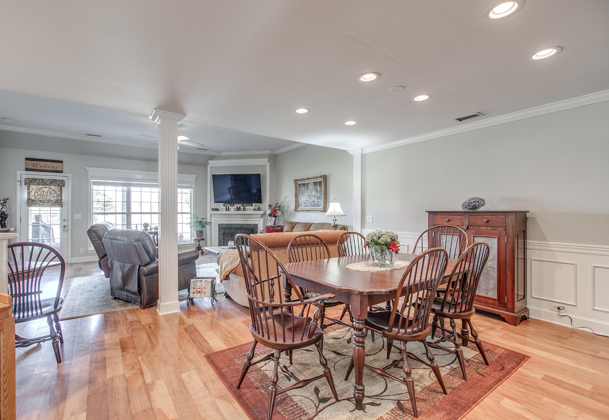 445 Golfview Ct