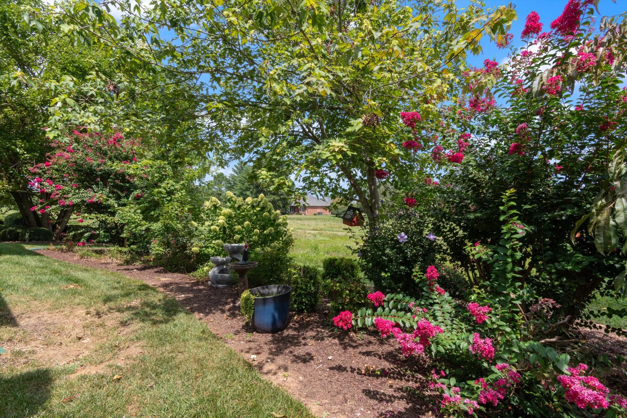 445 Golfview Ct