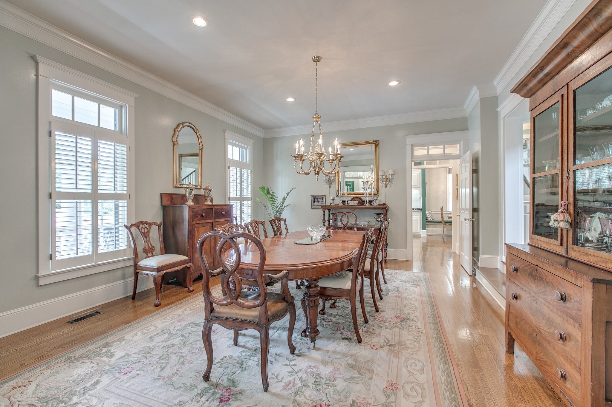 926 East Main Street