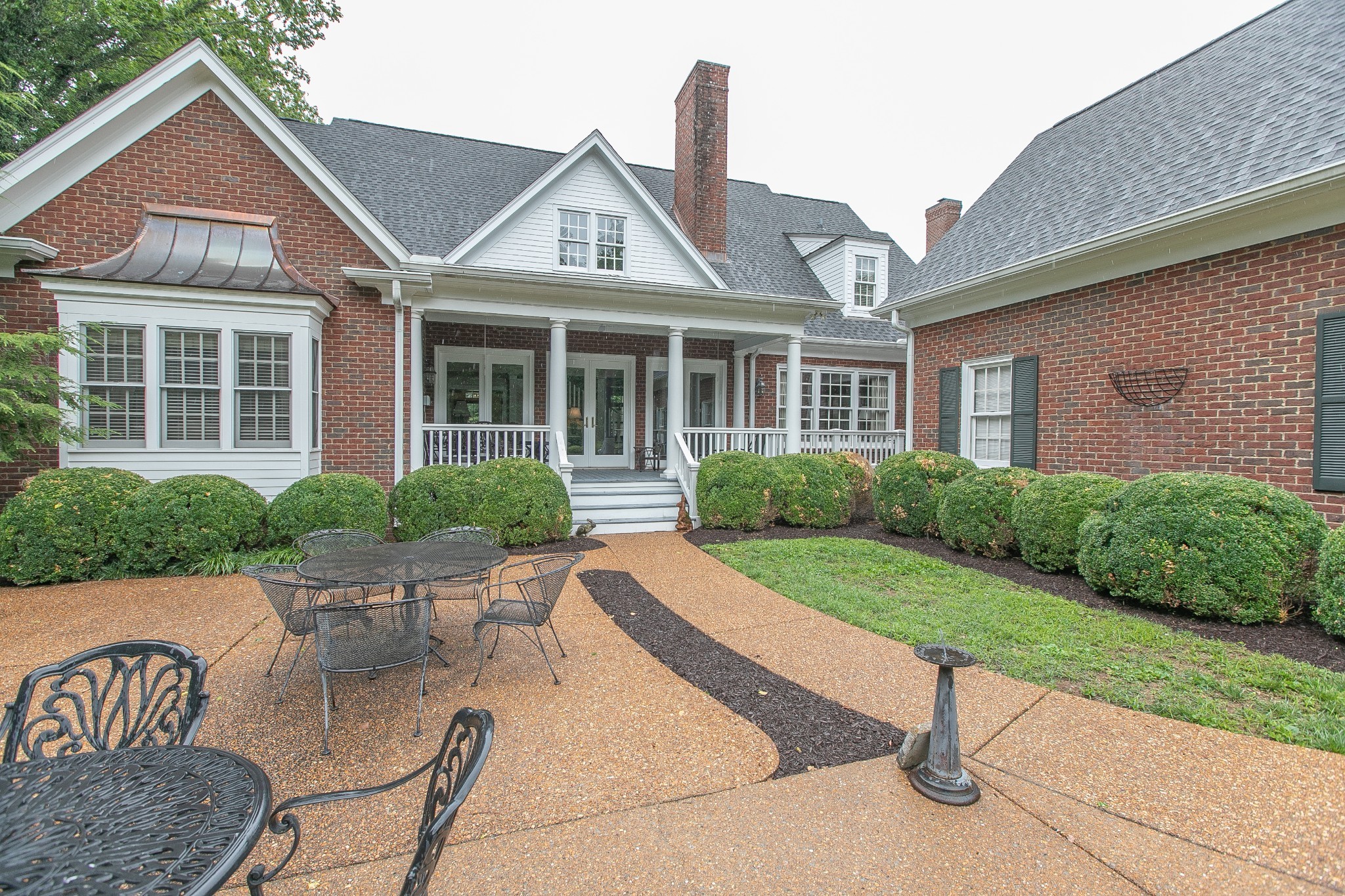 926 East Main Street