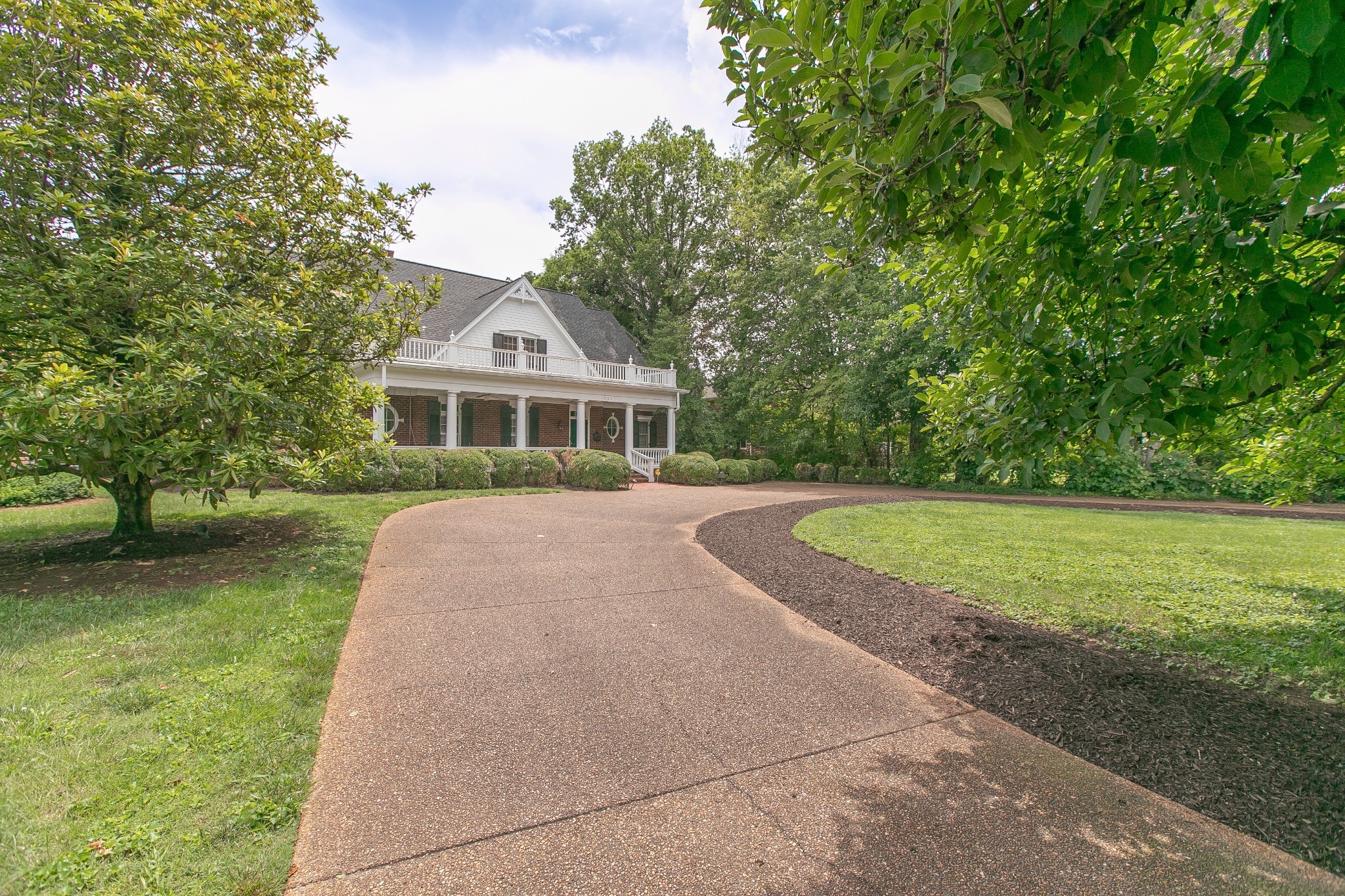 926 East Main Street