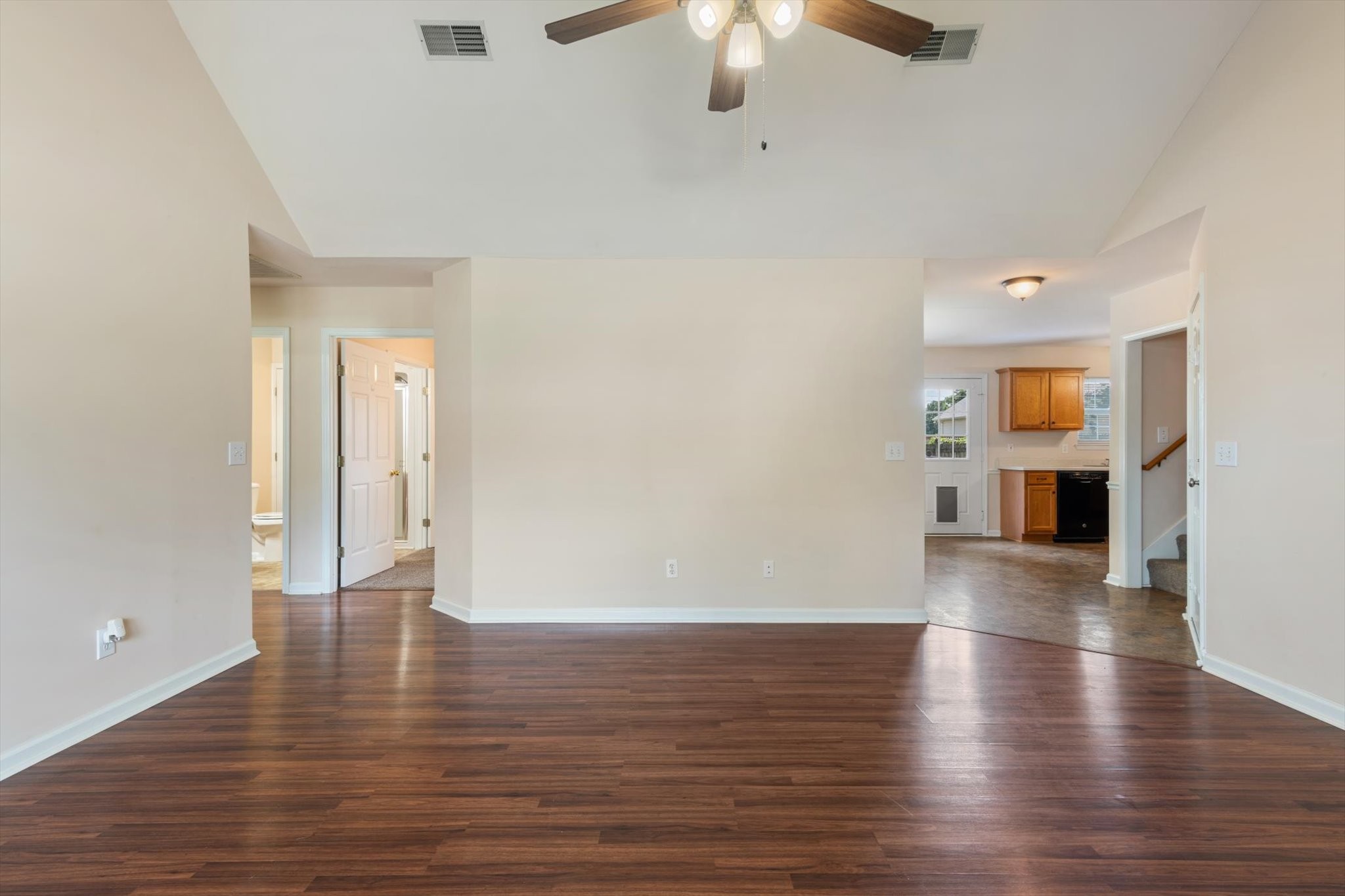 2512 Lismore Dr