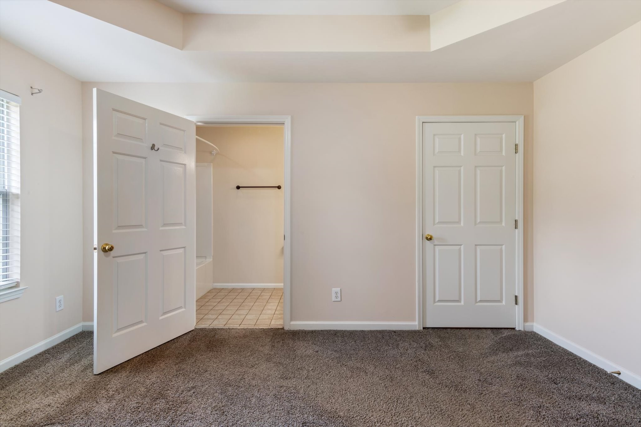2512 Lismore Dr