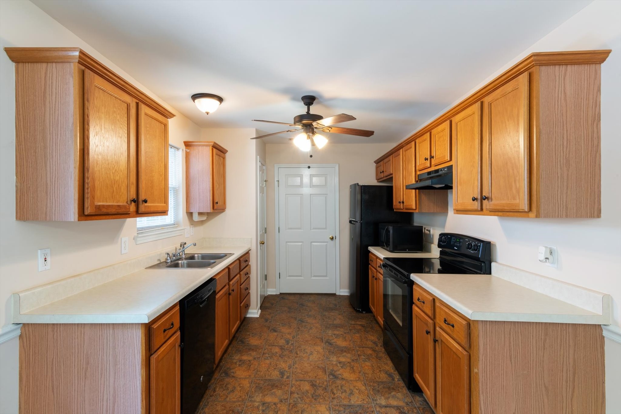 2512 Lismore Dr