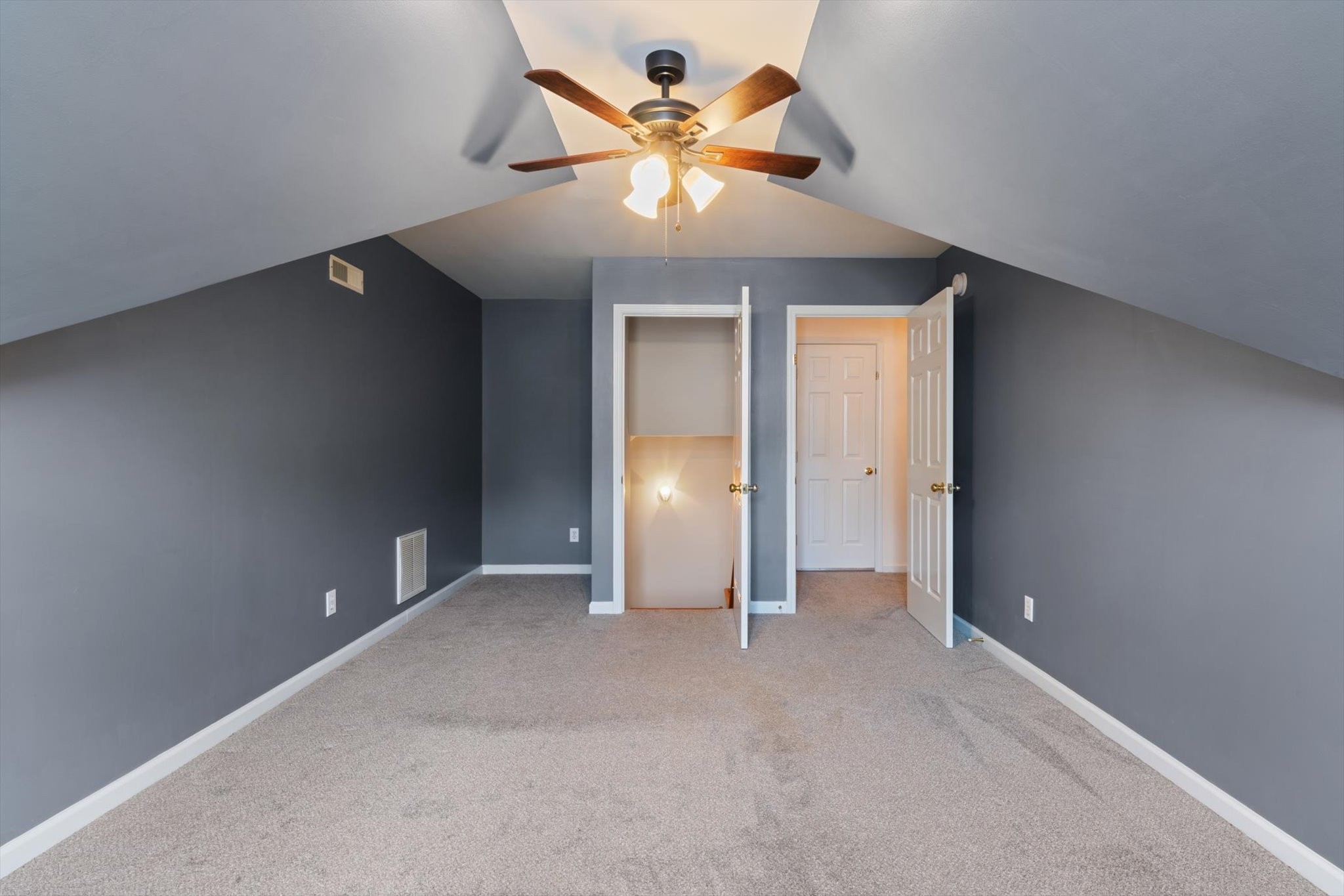 2512 Lismore Dr