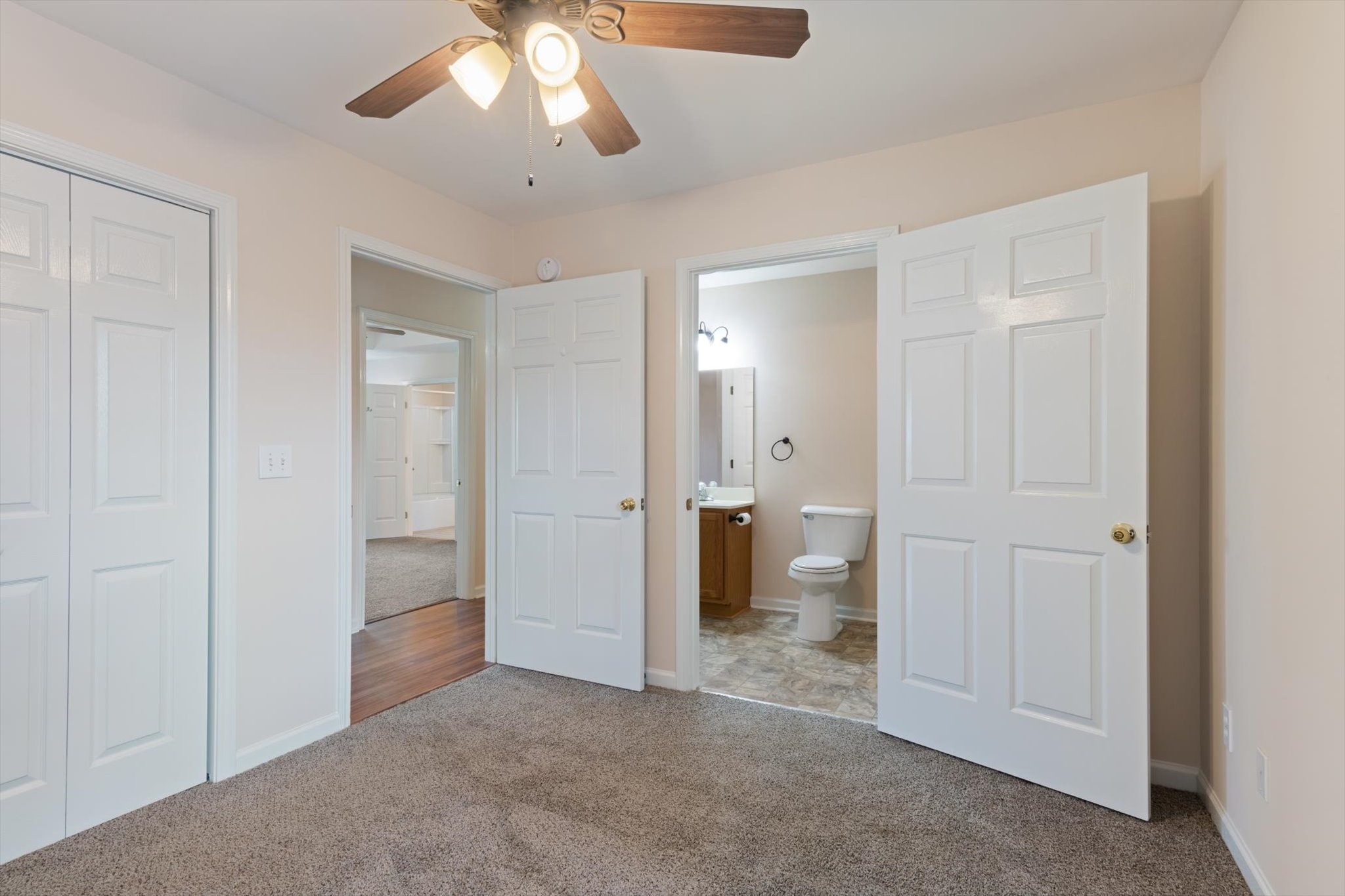 2512 Lismore Dr