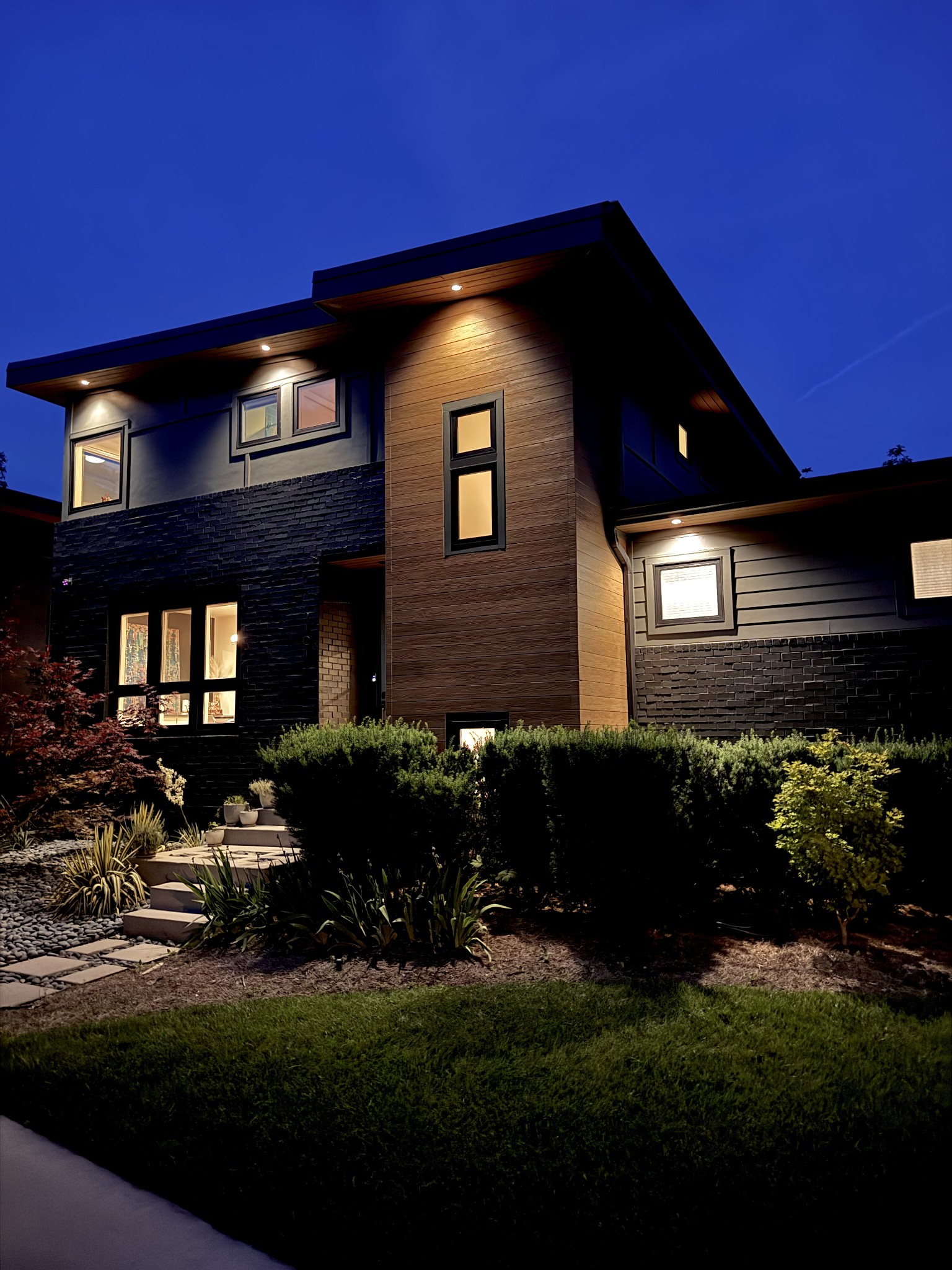 2101 Fernwood Dr