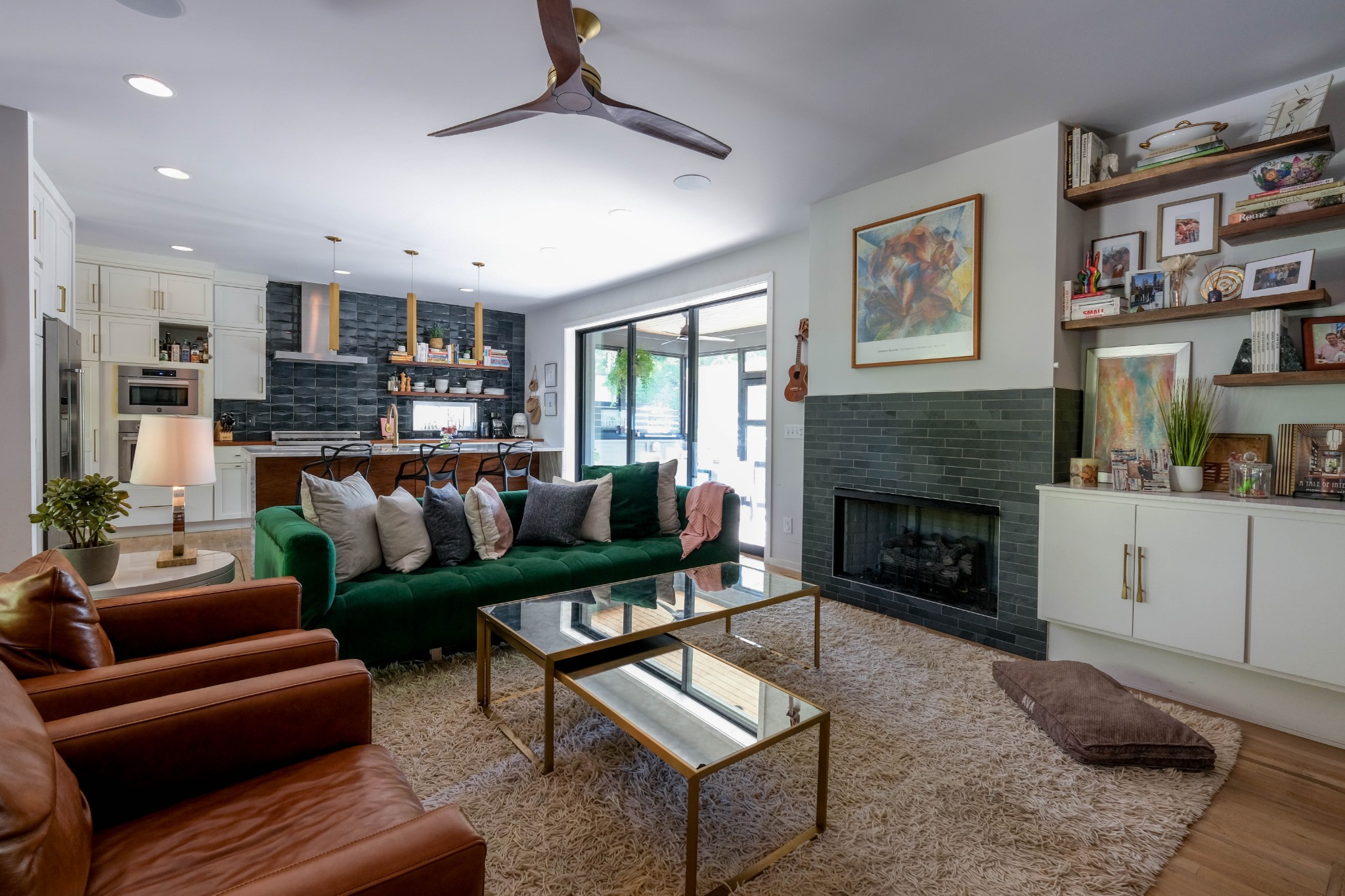 2101 Fernwood Dr