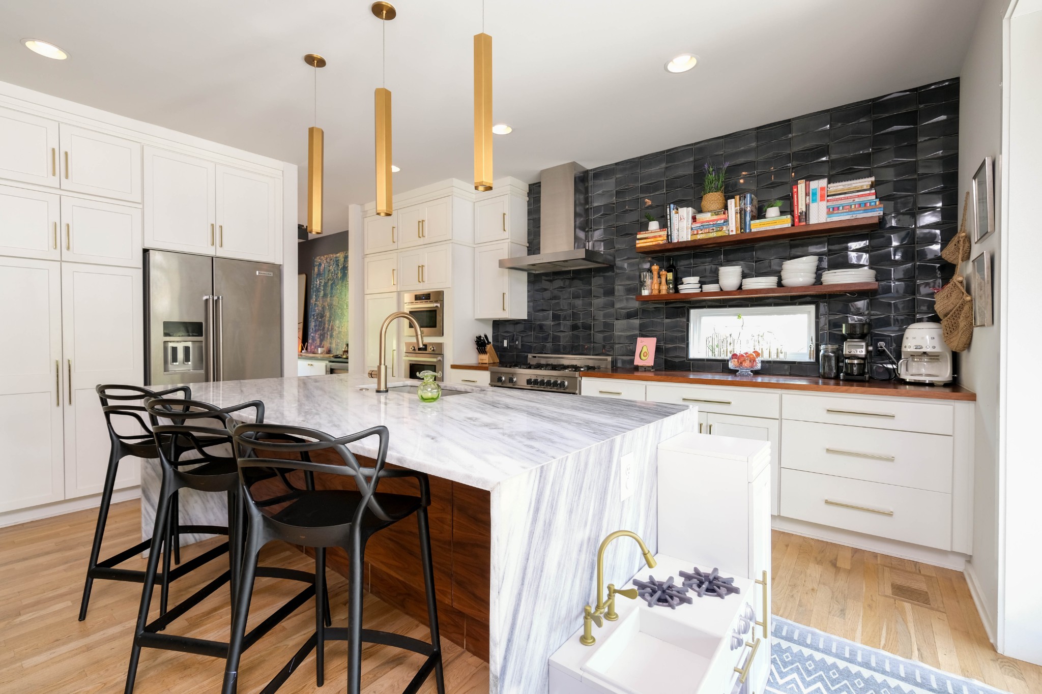2101 Fernwood Dr