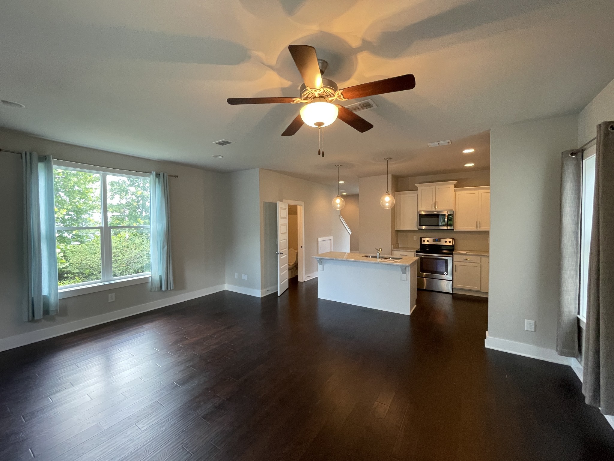 752 Cottage Park Dr