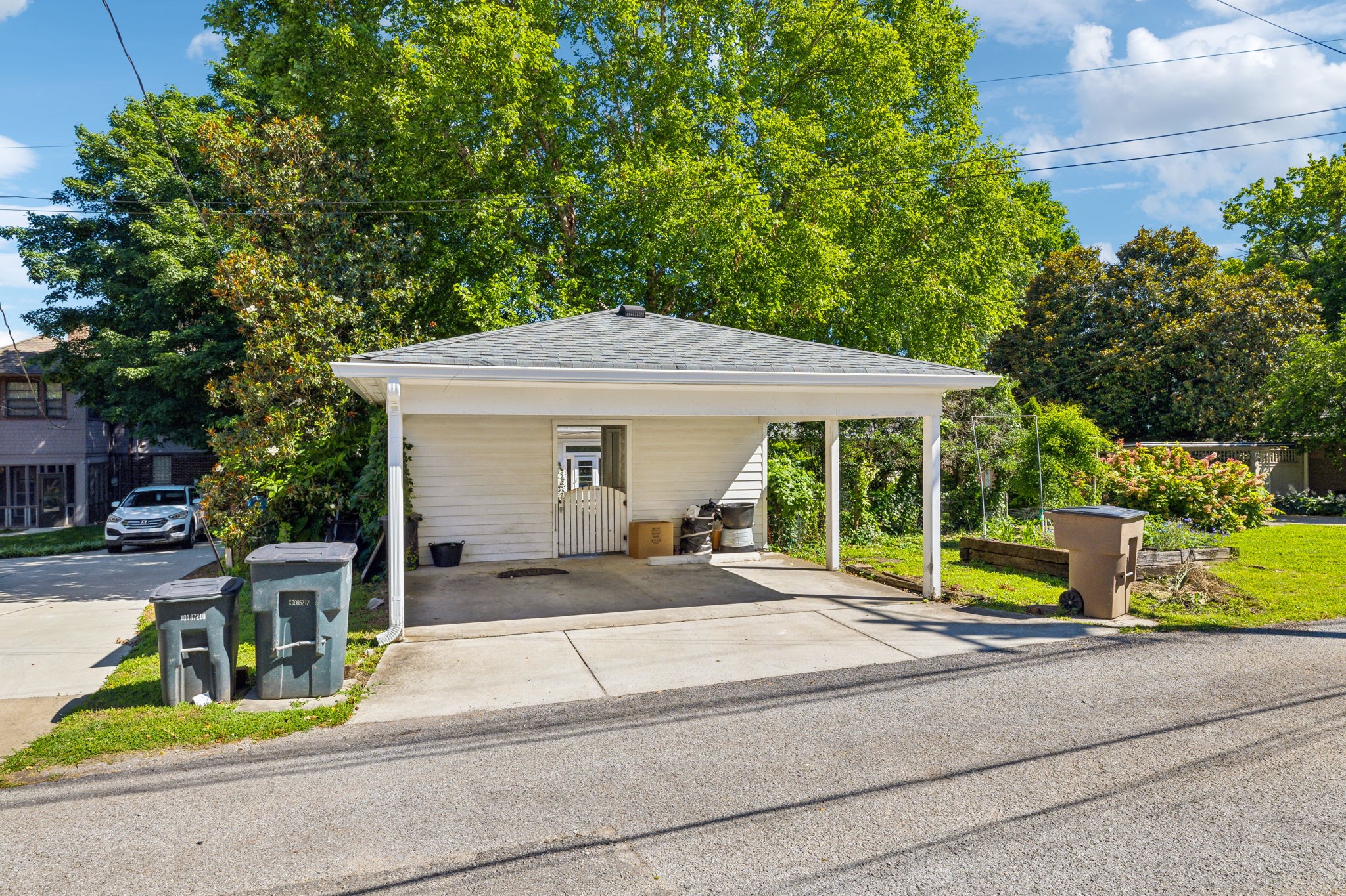 3625 Central Ave