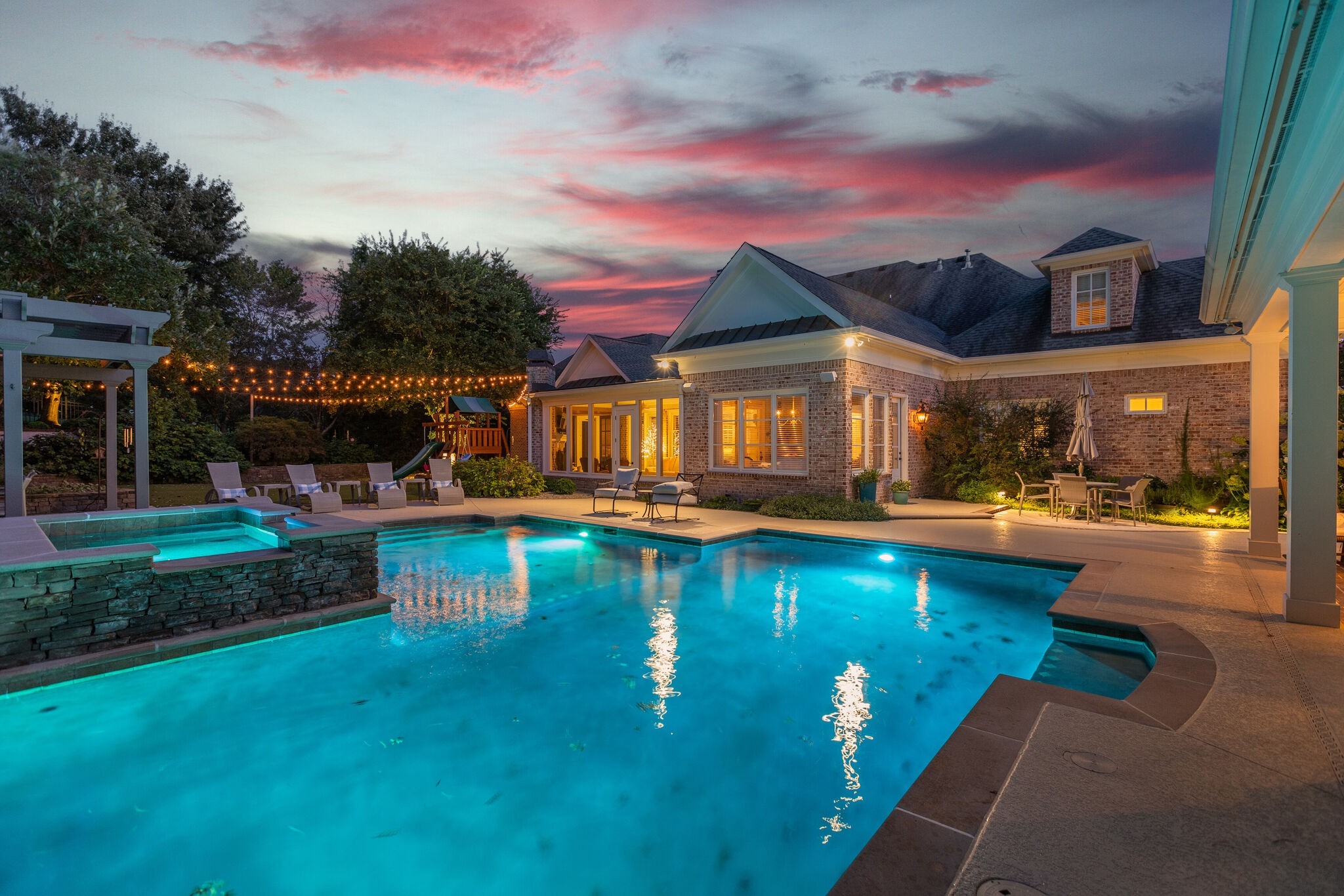 812 Legends Glen Ct