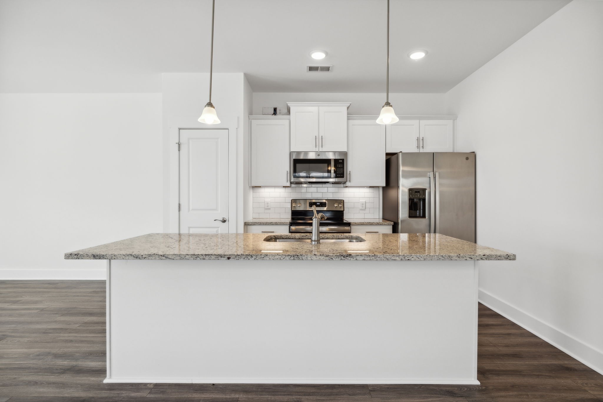 7001 Gracious Dr