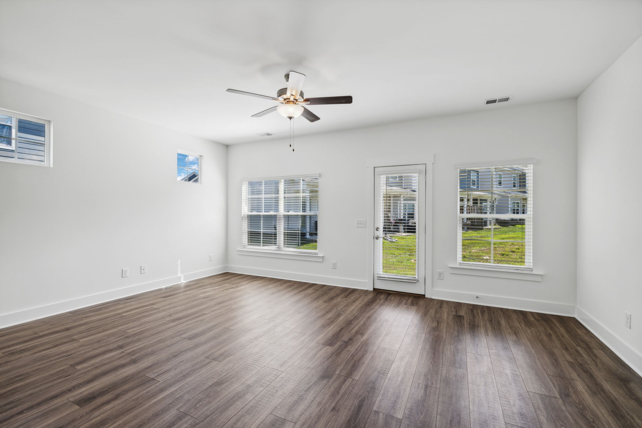 7001 Gracious Dr