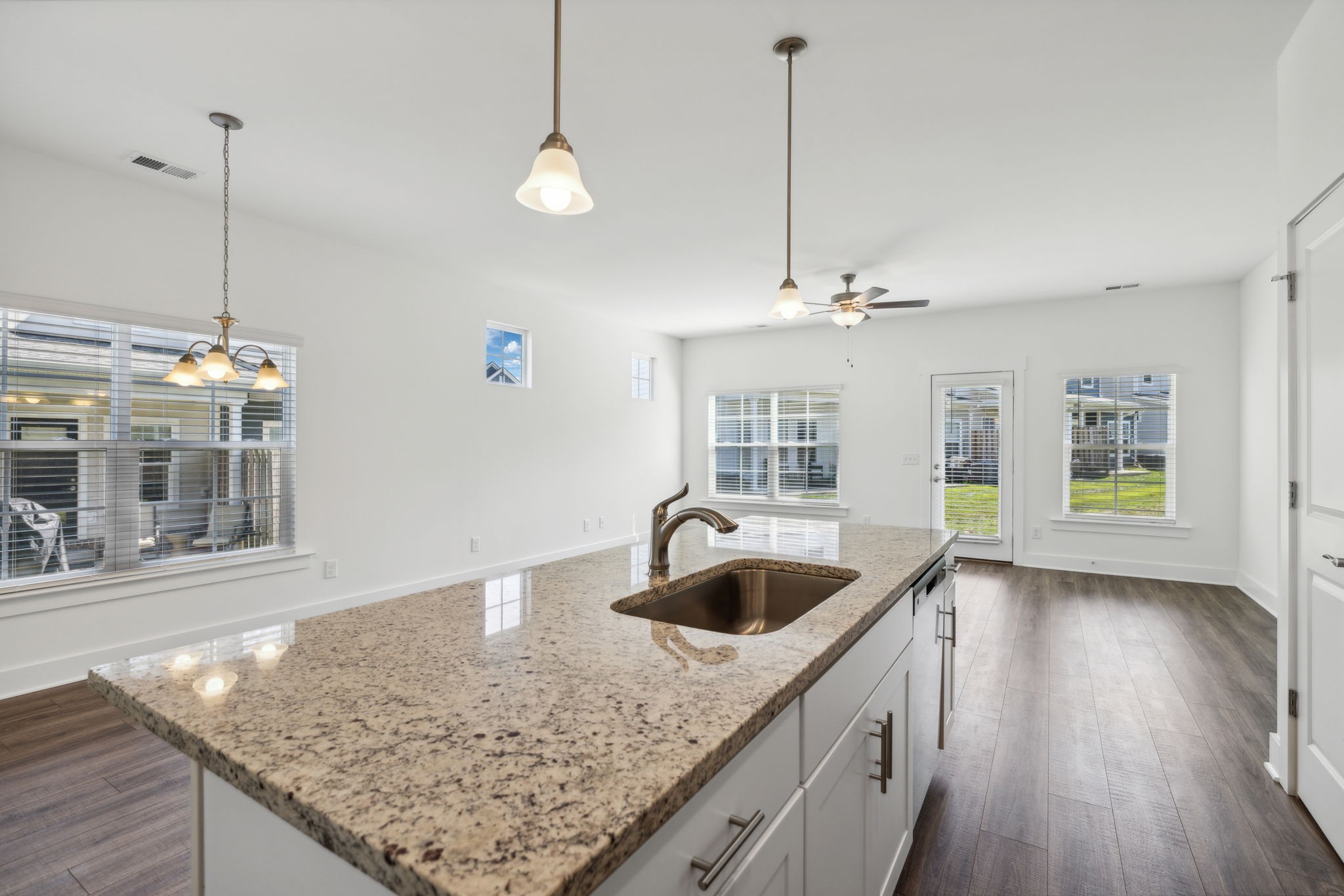 7001 Gracious Dr
