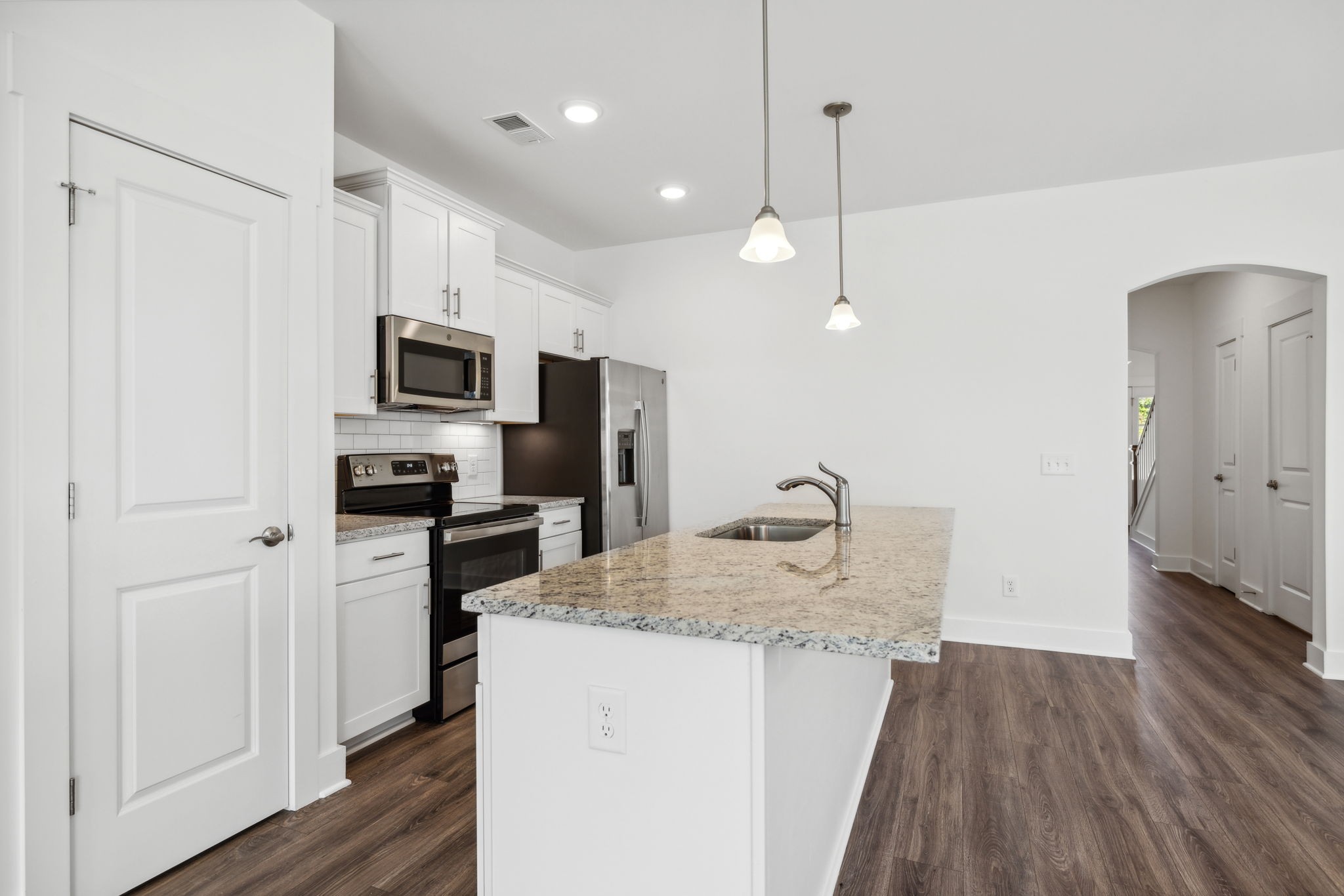 7001 Gracious Dr