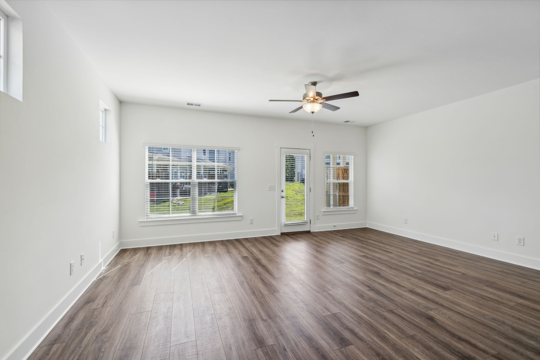7001 Gracious Dr