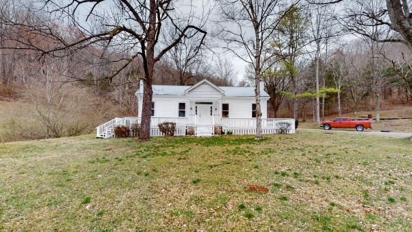 7433 River Road Pike