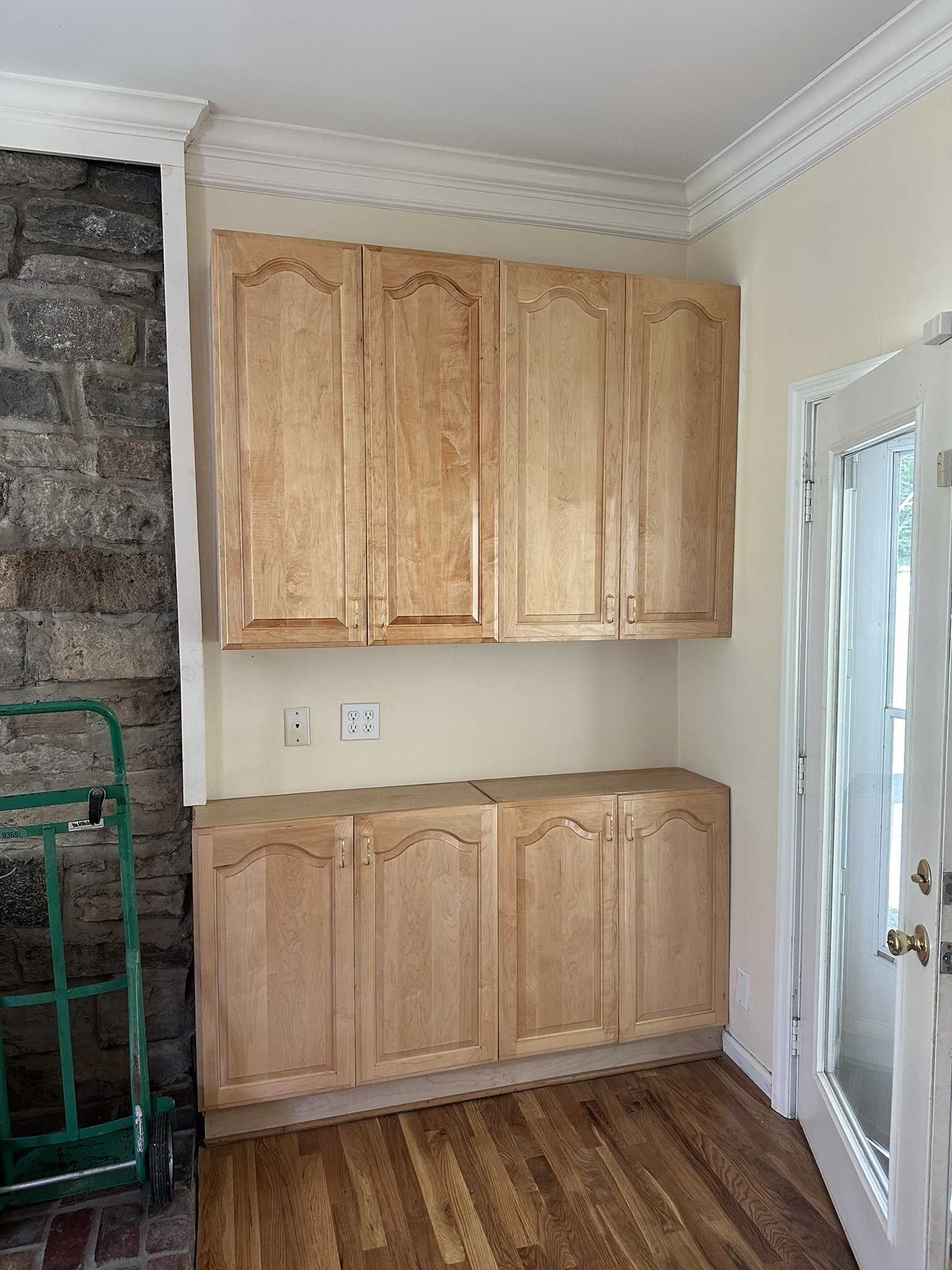 7433 River Road Pike