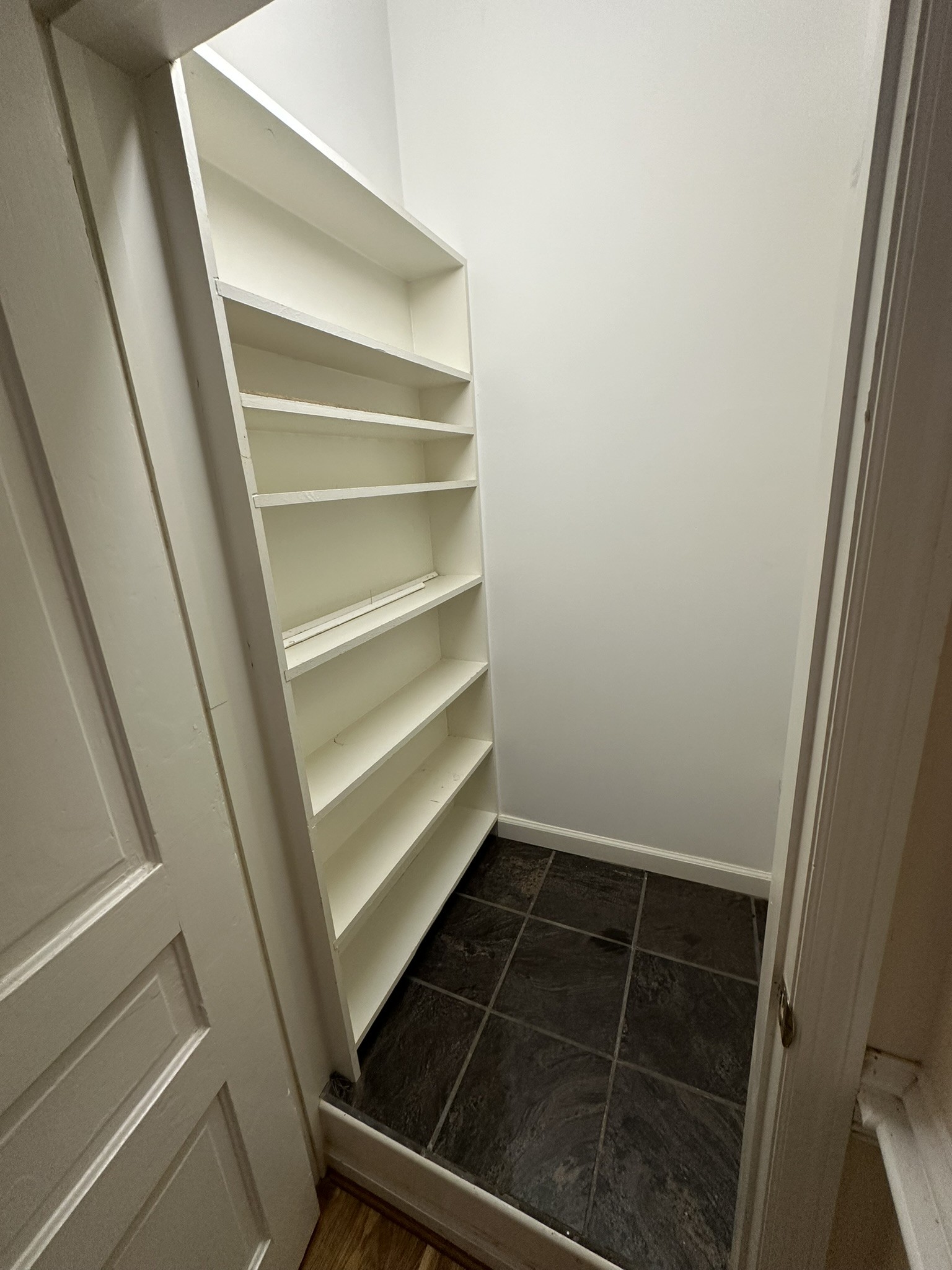 7433 River Road Pike