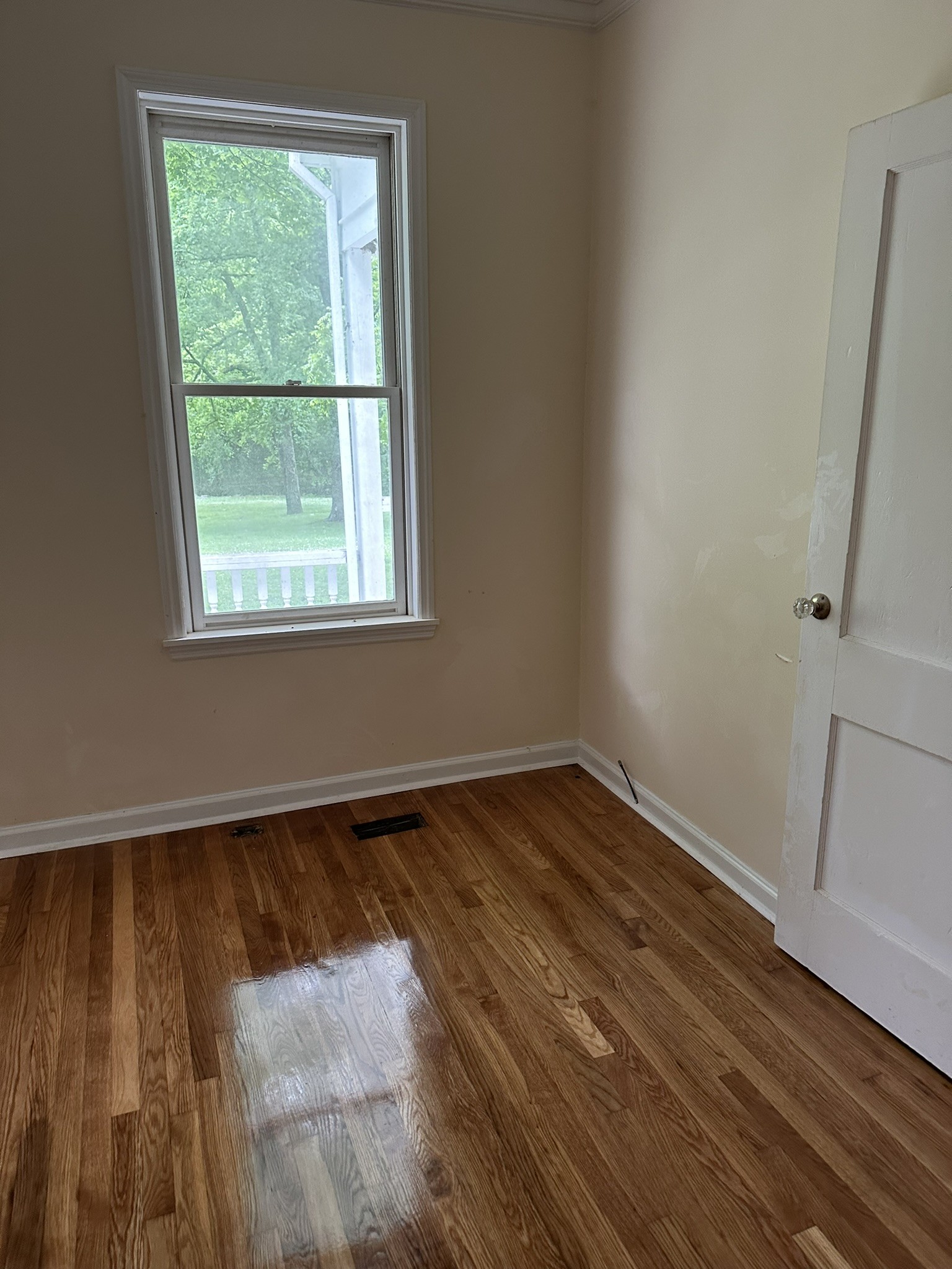 7433 River Road Pike