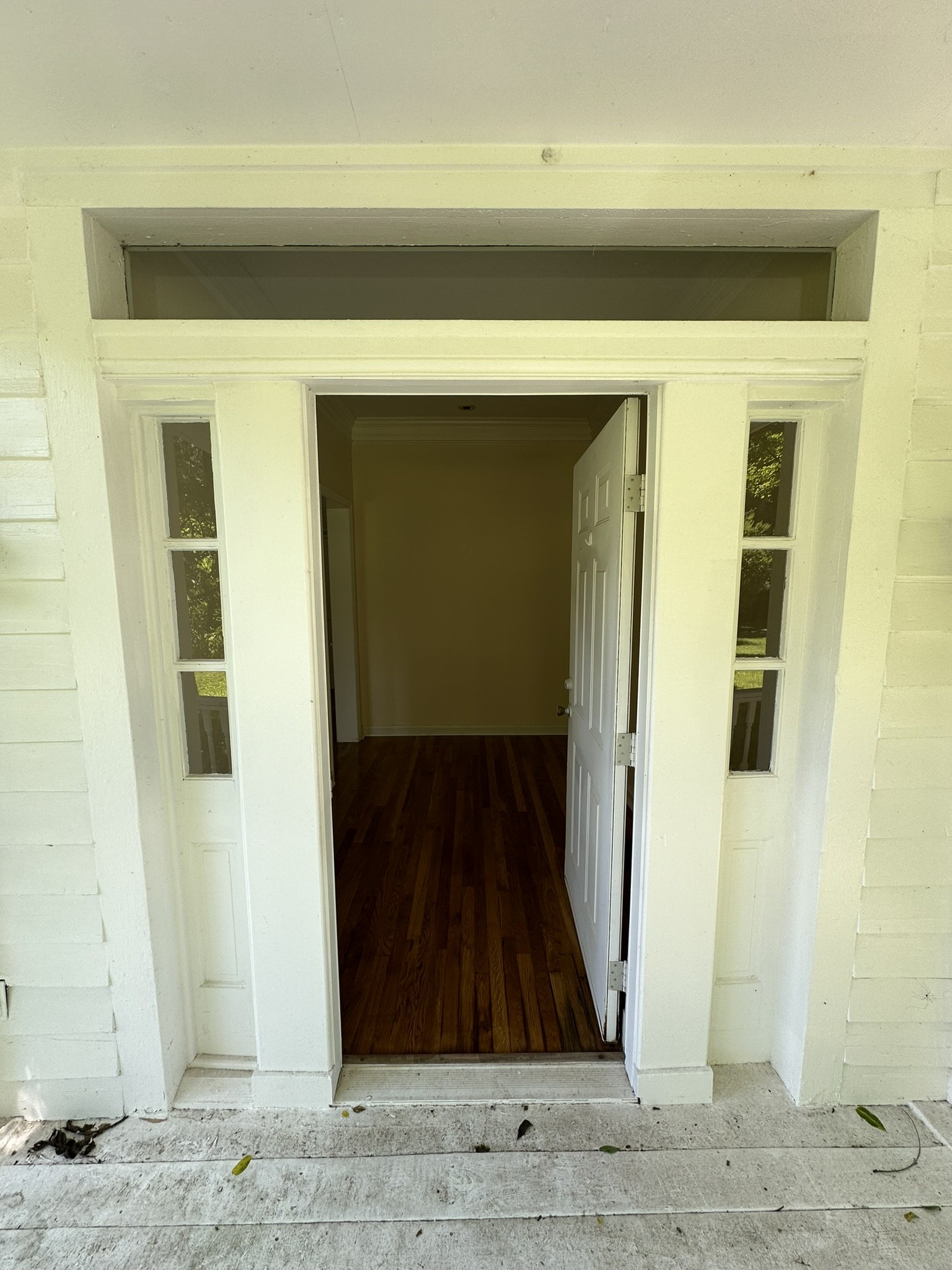 7433 River Road Pike