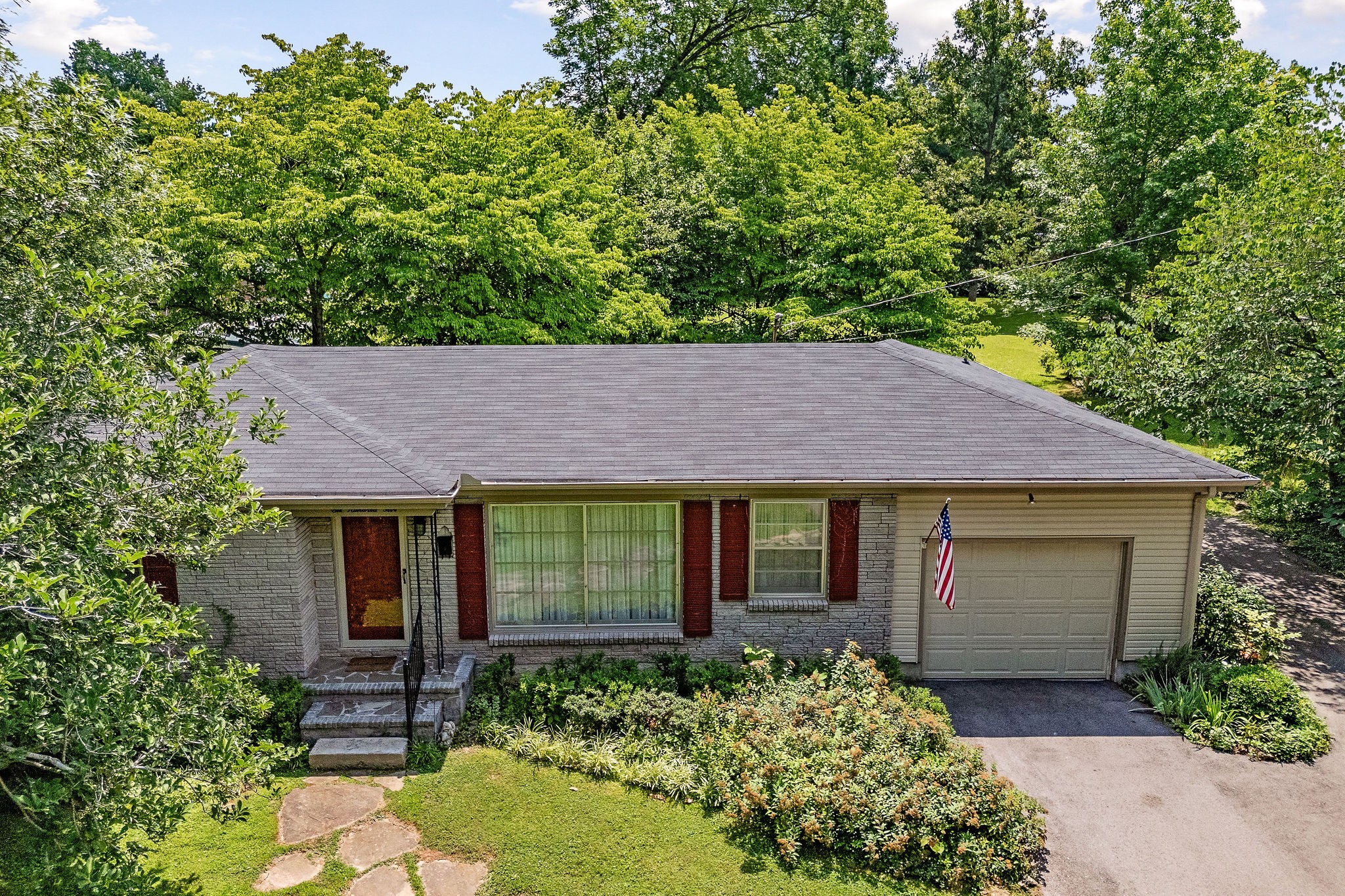 605 Westwood Drive