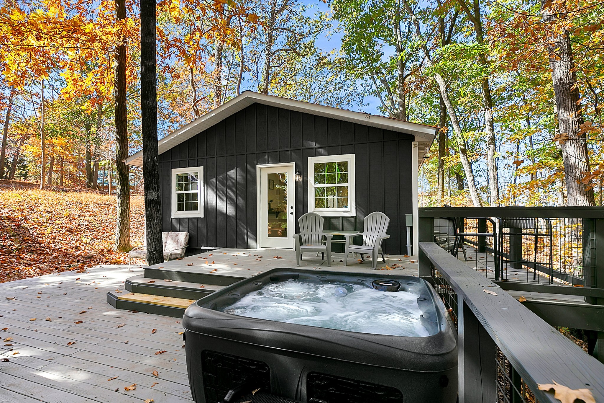 300 Lakeview Cir