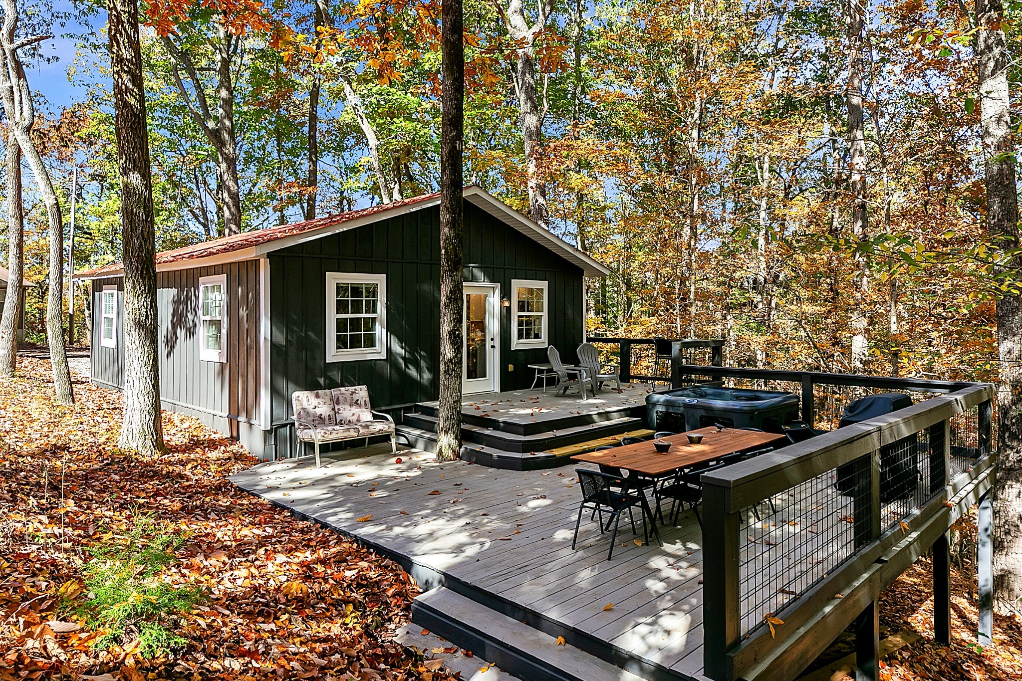 300 Lakeview Cir