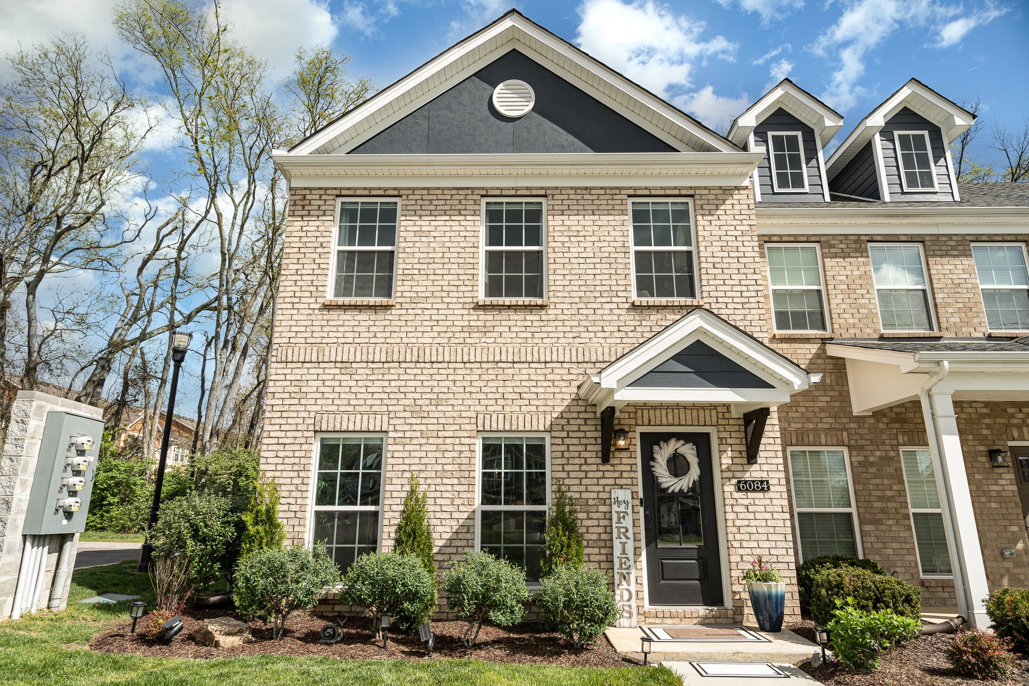 6084 Ivory Ln