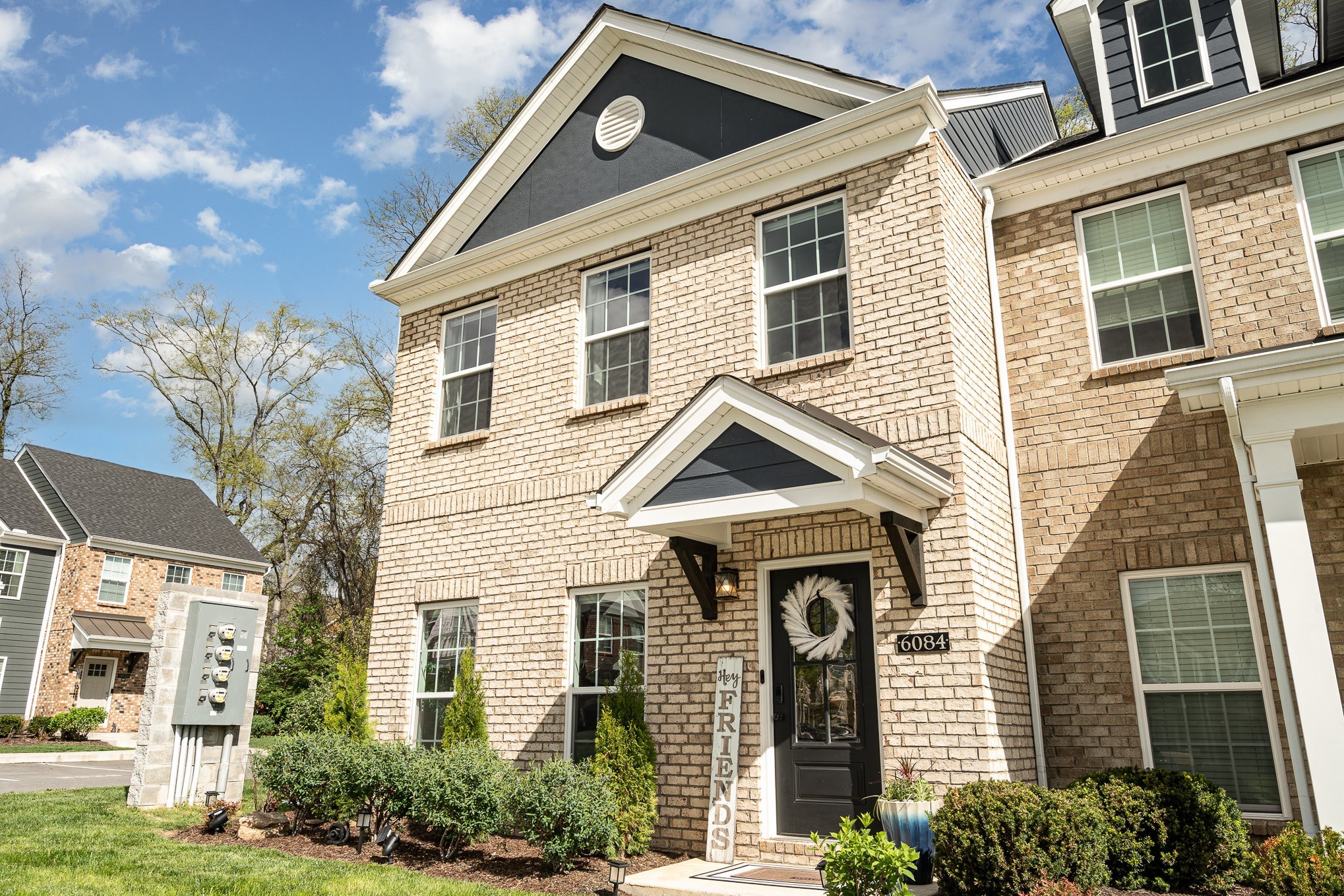 6084 Ivory Ln