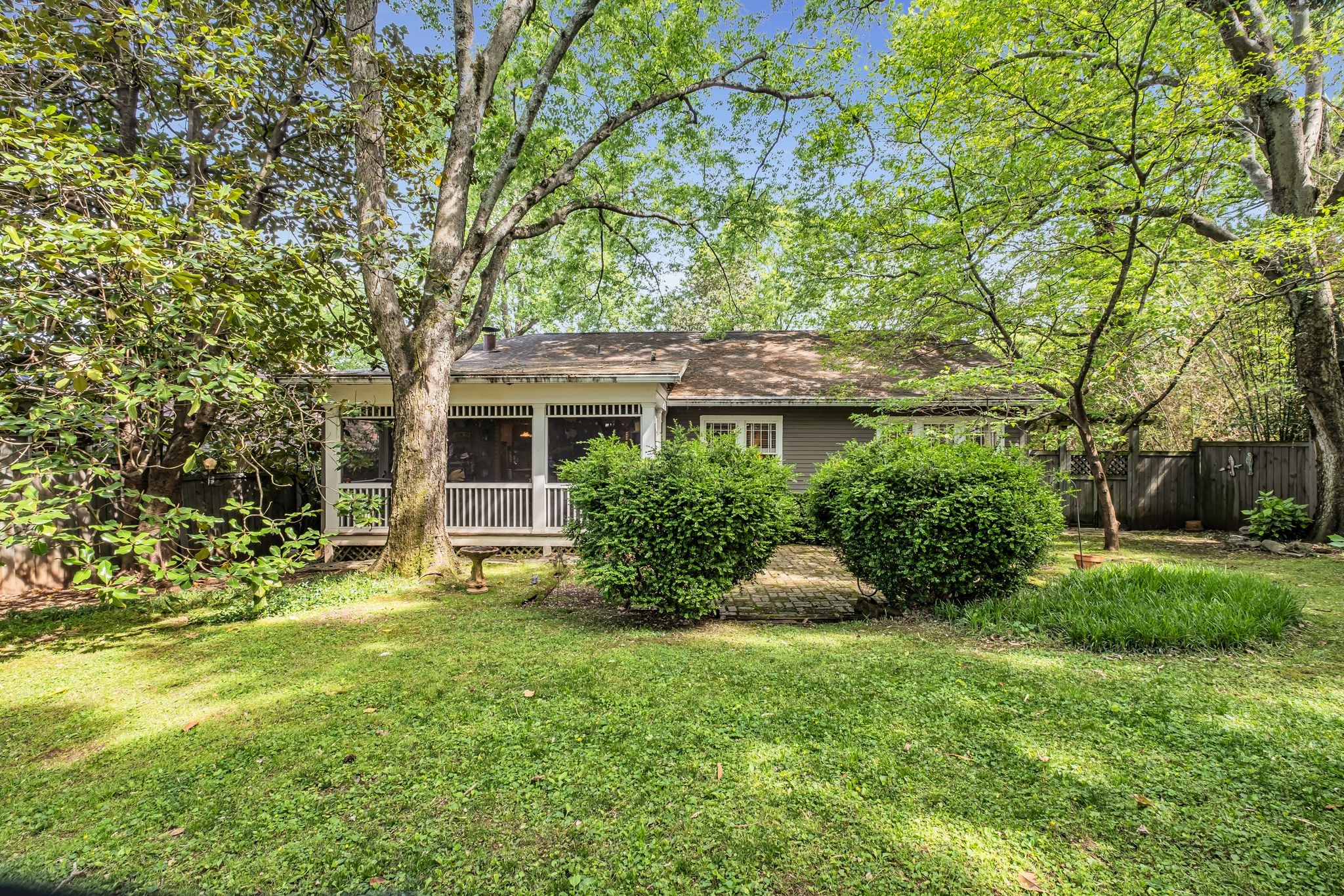 3031 Brightwood Ave
