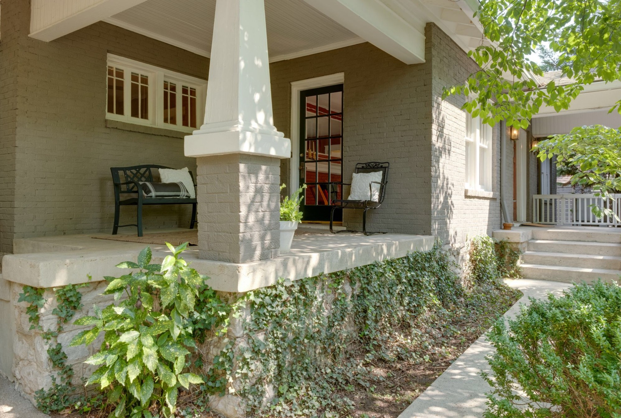 3031 Brightwood Ave