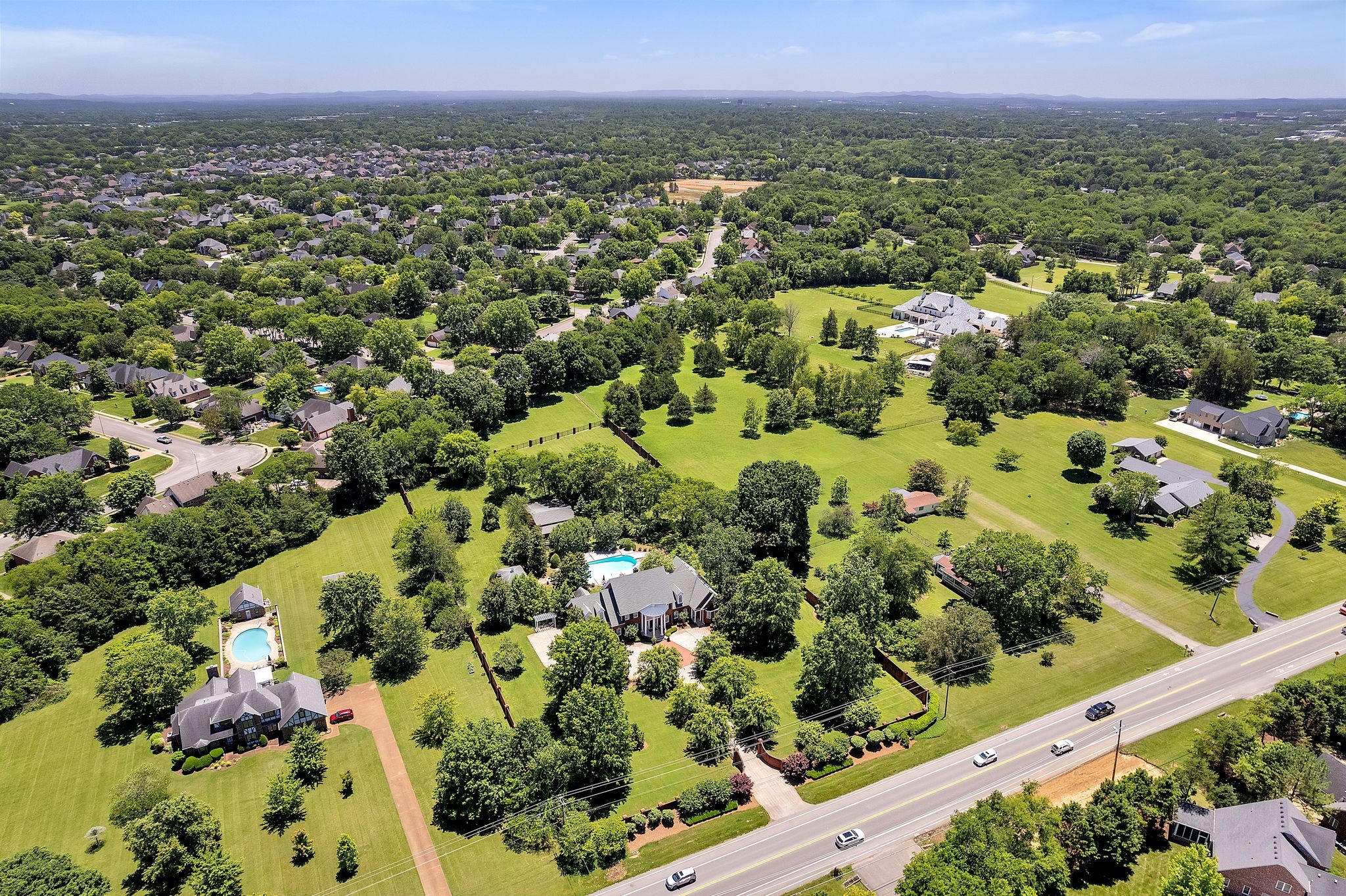 3018 North Thompson Lane